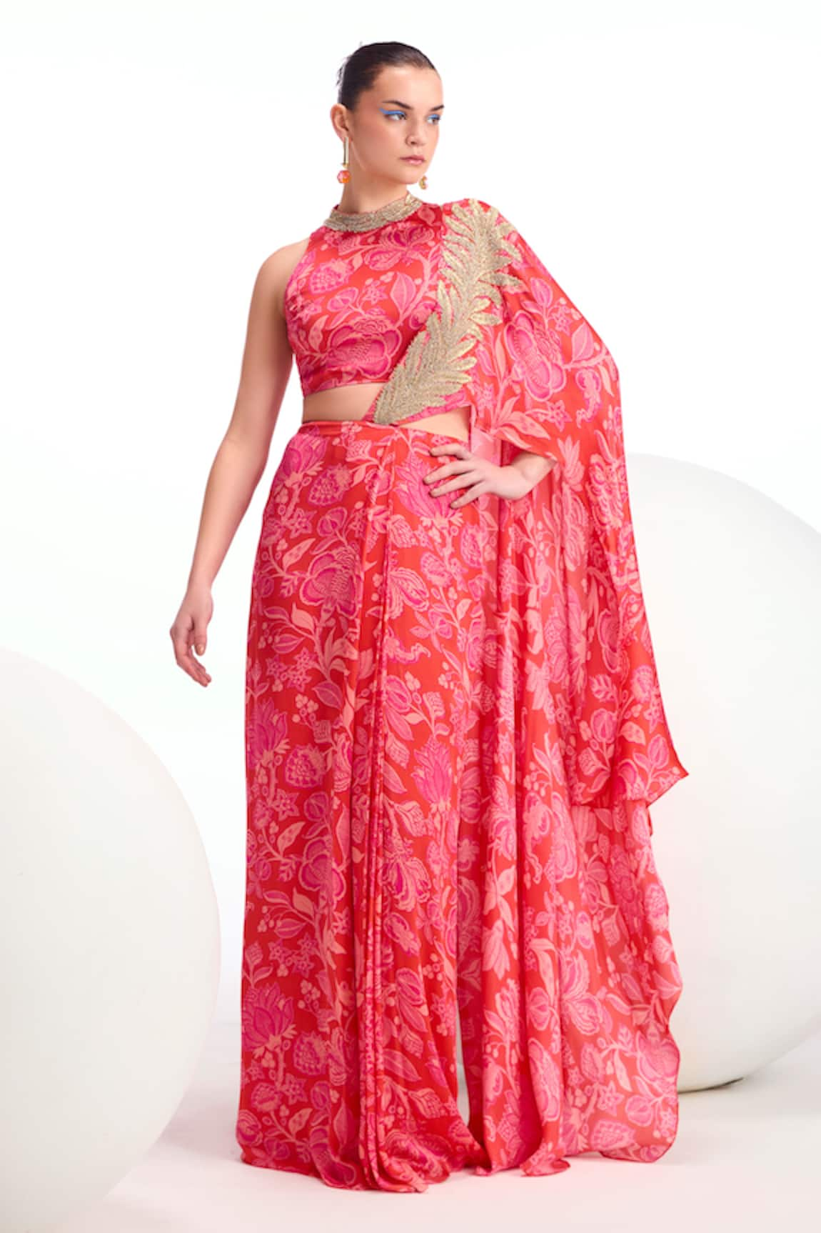 Namrata Joshipura Cerelia Floral Pattern Pre-Draped Saree With Blouse