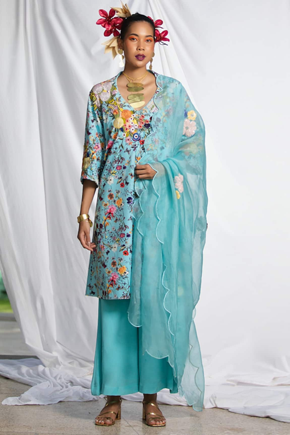 Pooja Bagaria Phool Print Kurta Palazzo Set