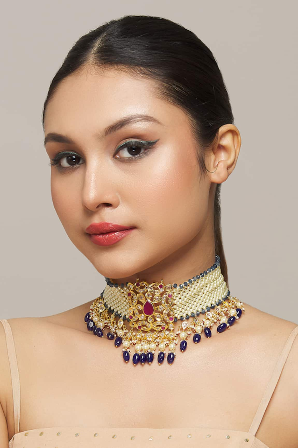 Kiara Pearl Jaali Embellished Choker