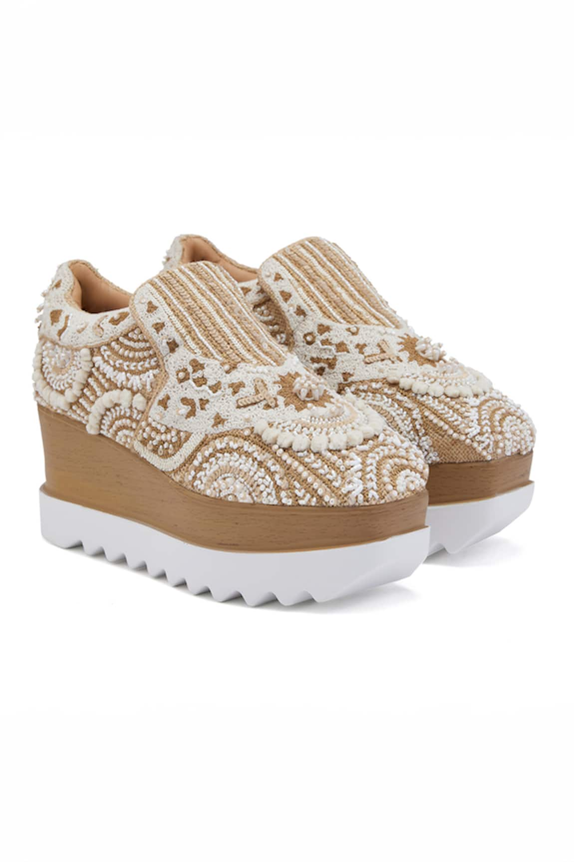 Anaar Taffy At Teatime Embroidered Wedding Sneakers