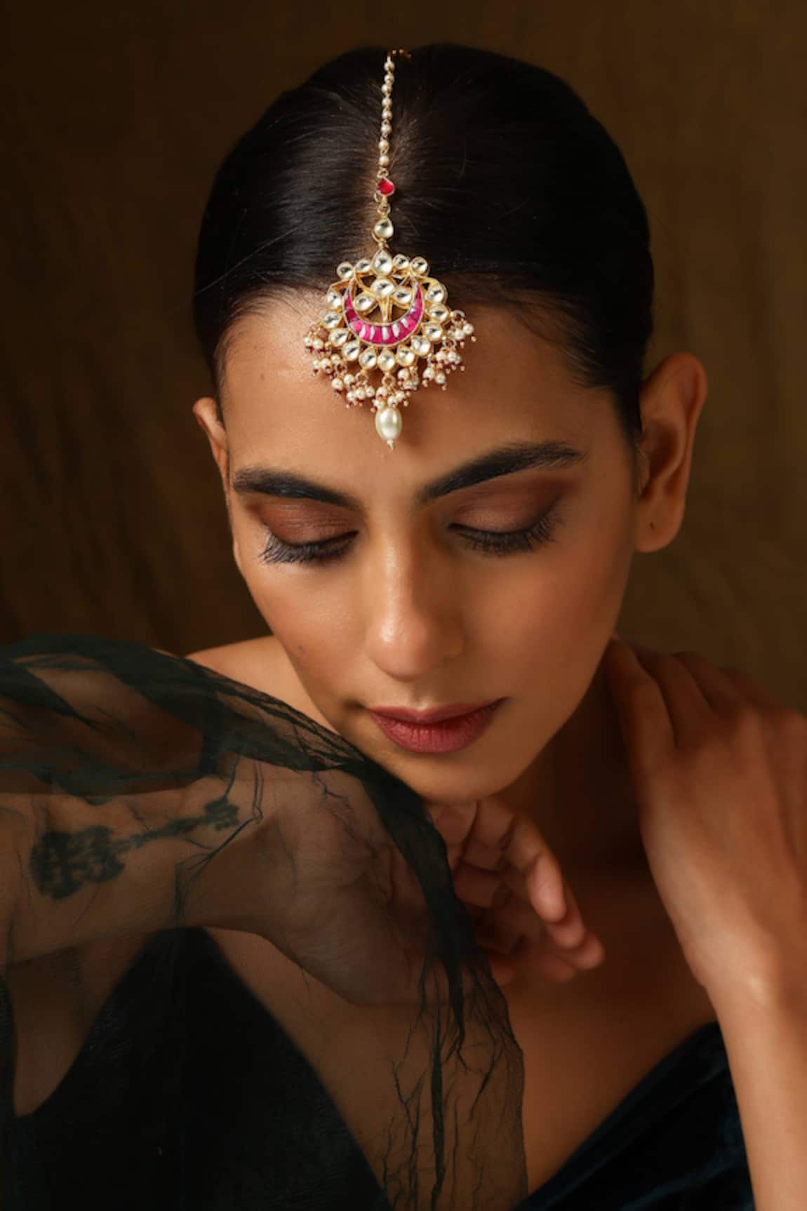 Swabhimann Kundan Embellished Maangtikka 
