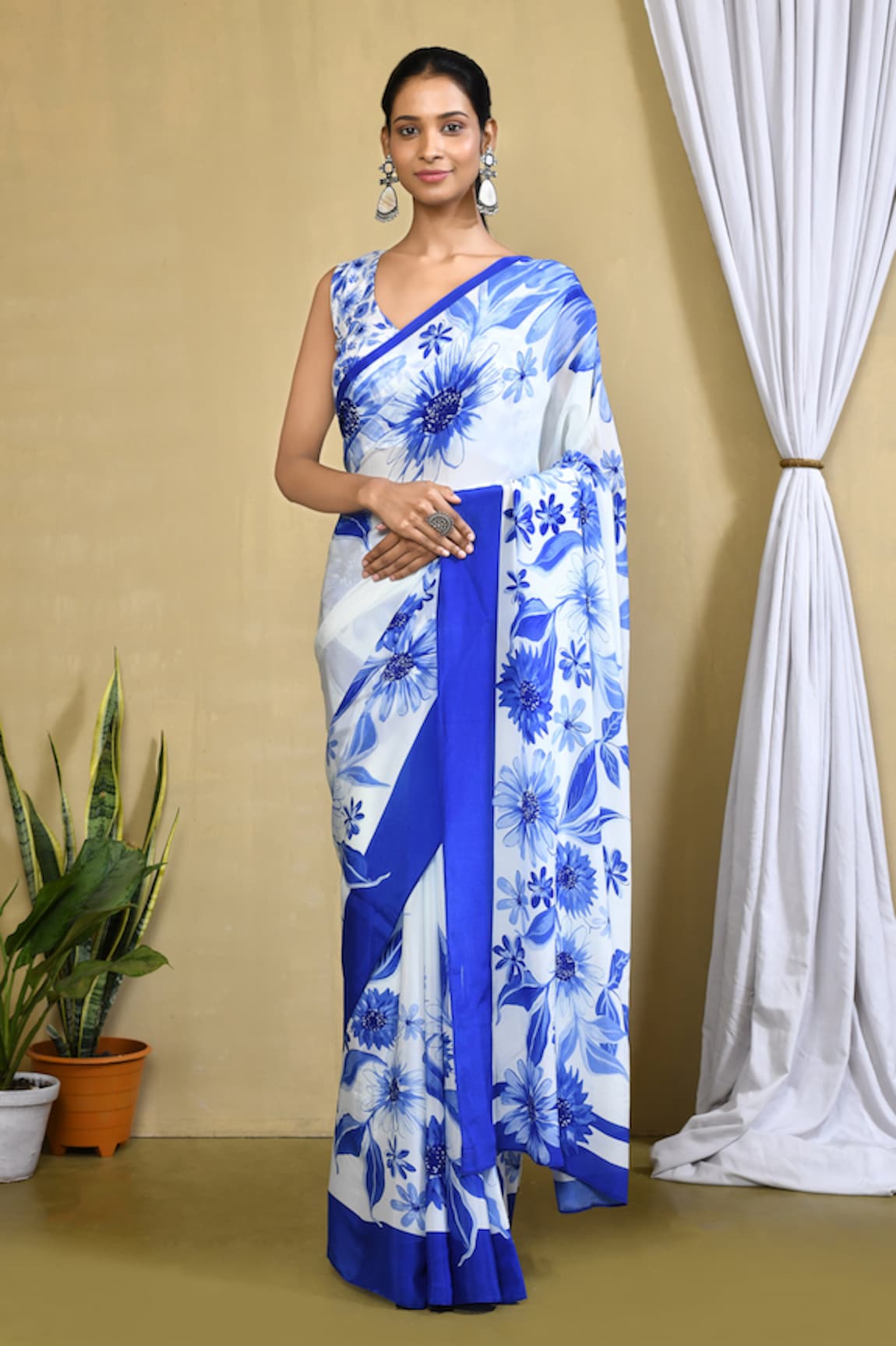 Samyukta Singhania Majestic Blooms Printed Saree With Blouse