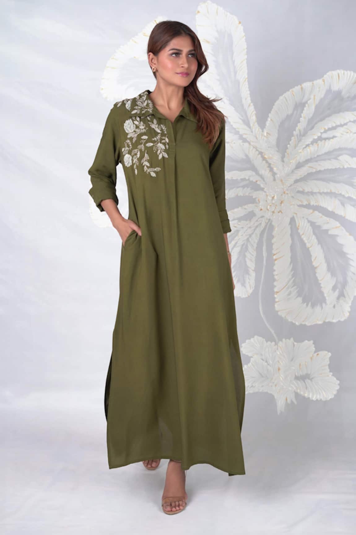 Seesa Elira Peridot Placement Embroidered Collared Dress