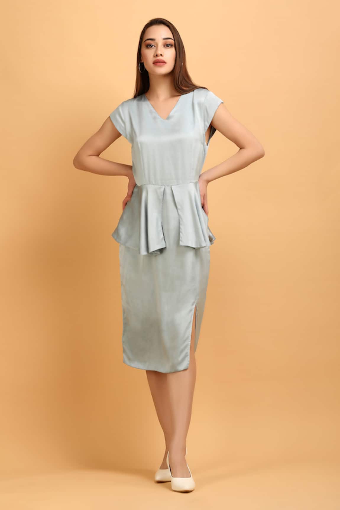 LABEL IVISH Peplum Style Plain Midi Dress
