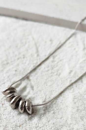 DE'Anma Sia Abstract Pendant Necklace