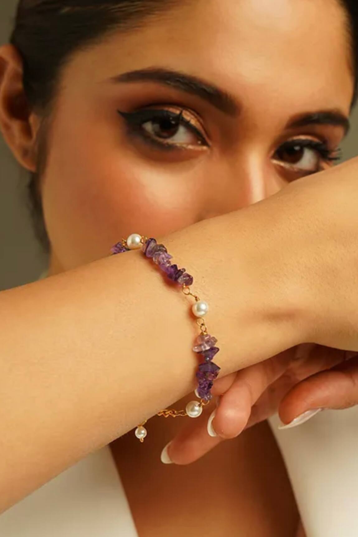 Kastiya Jewels Natural Amethyst & Pearl Bracelet