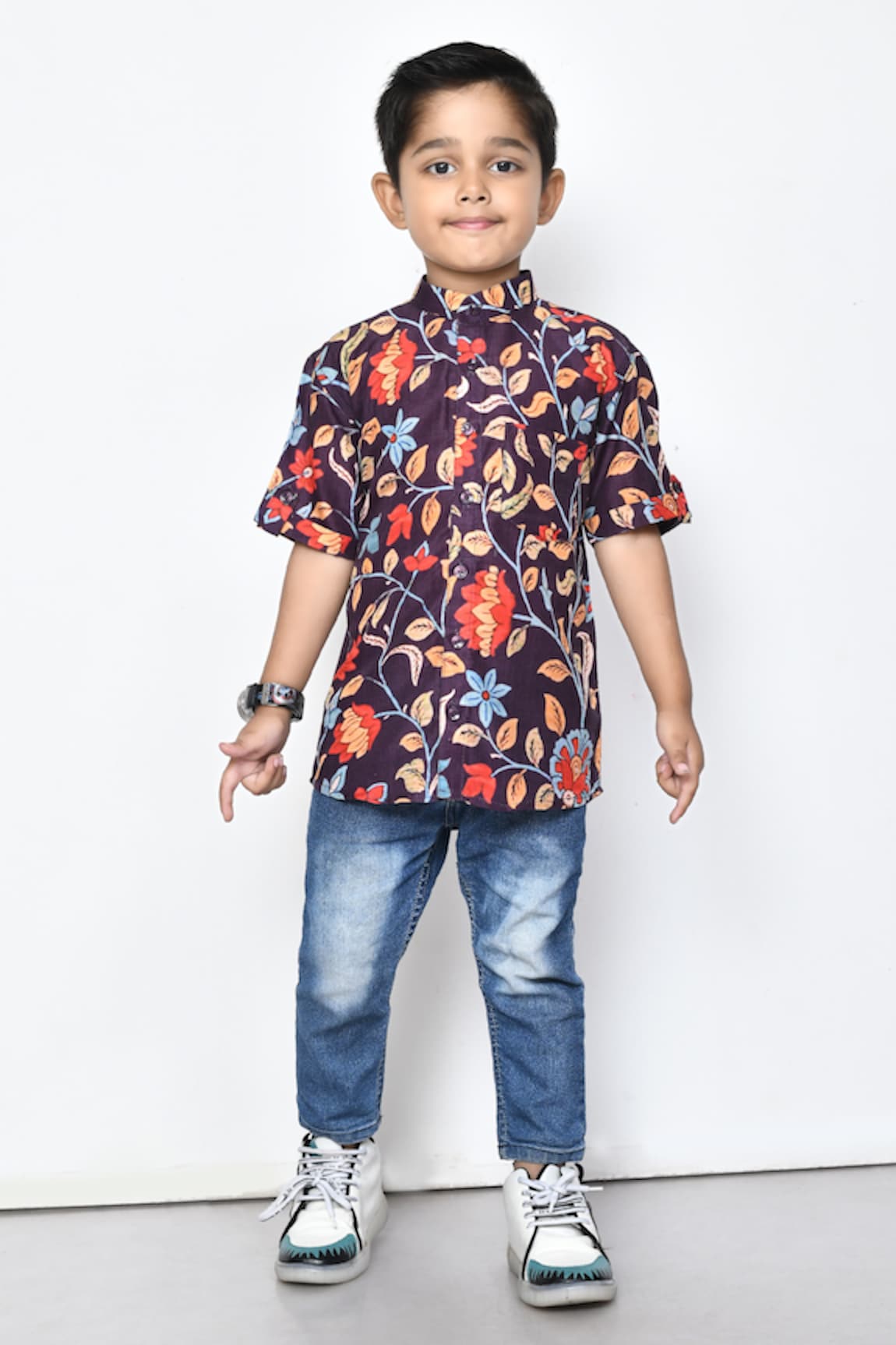 Banana Bee Cotton Floral Print Half Sleeve Shirt