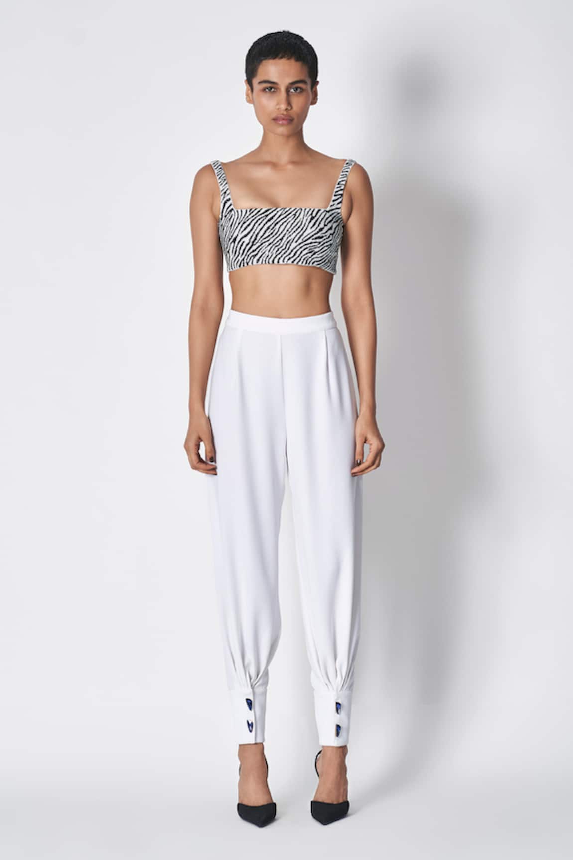 431-88 By Shweta Kapur Friday Metz Crepe Cuffed Hem Pant