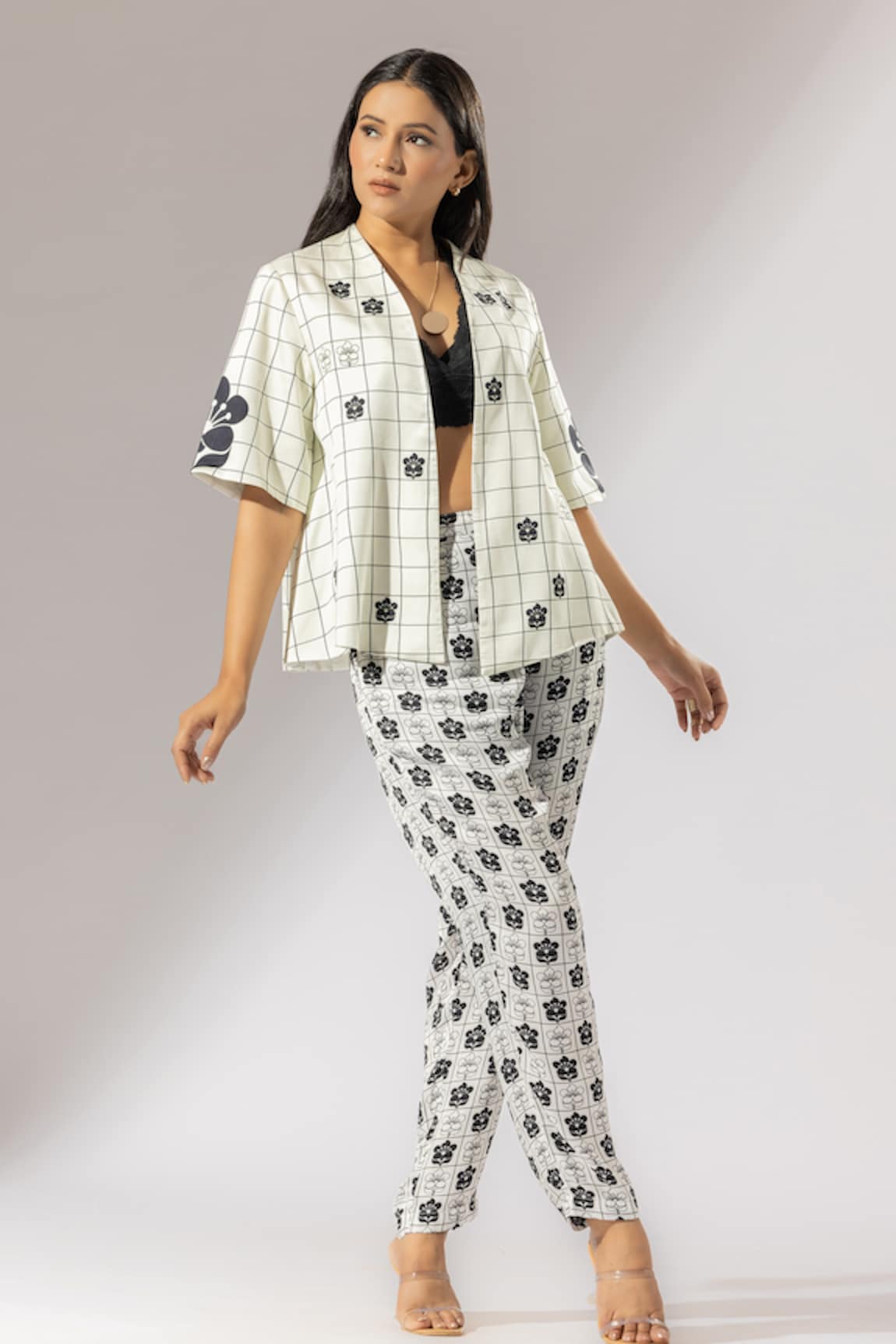 Thee Modern Roots Checkered Fleur Print Kimono Jacket