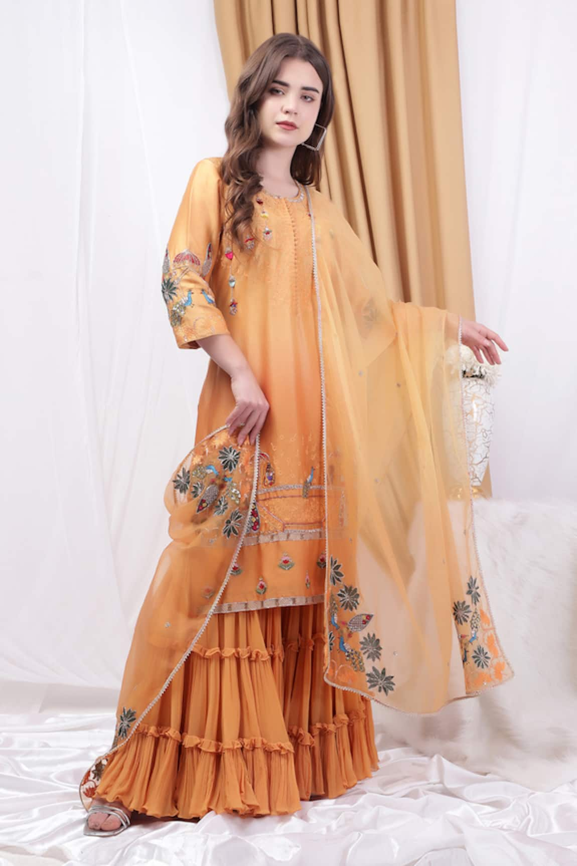 House of Tushaom Embroidered Ombre Straight Kurta Gharara Set