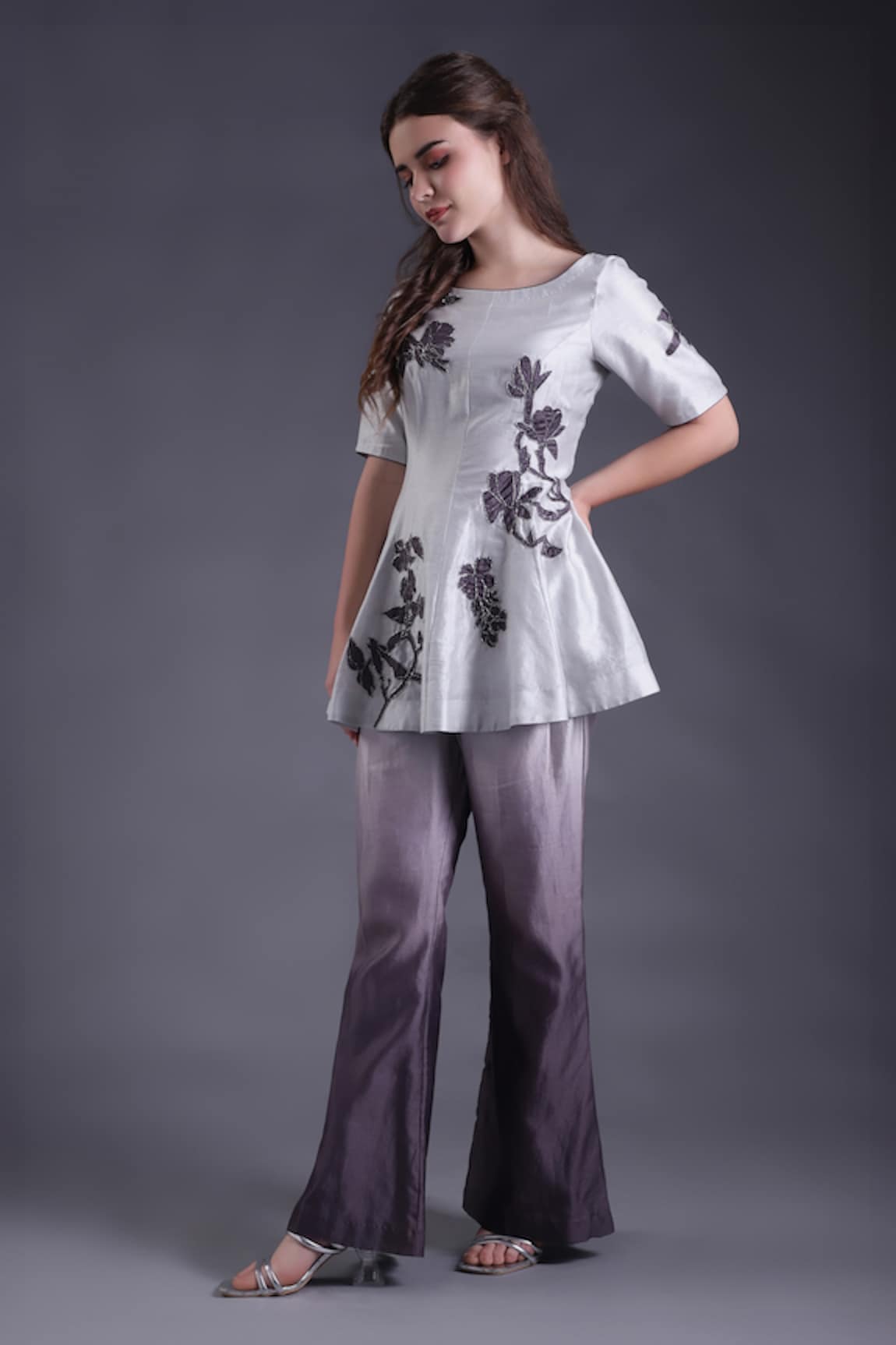 House of Tushaom Applique Work Kurta With Flared Pant