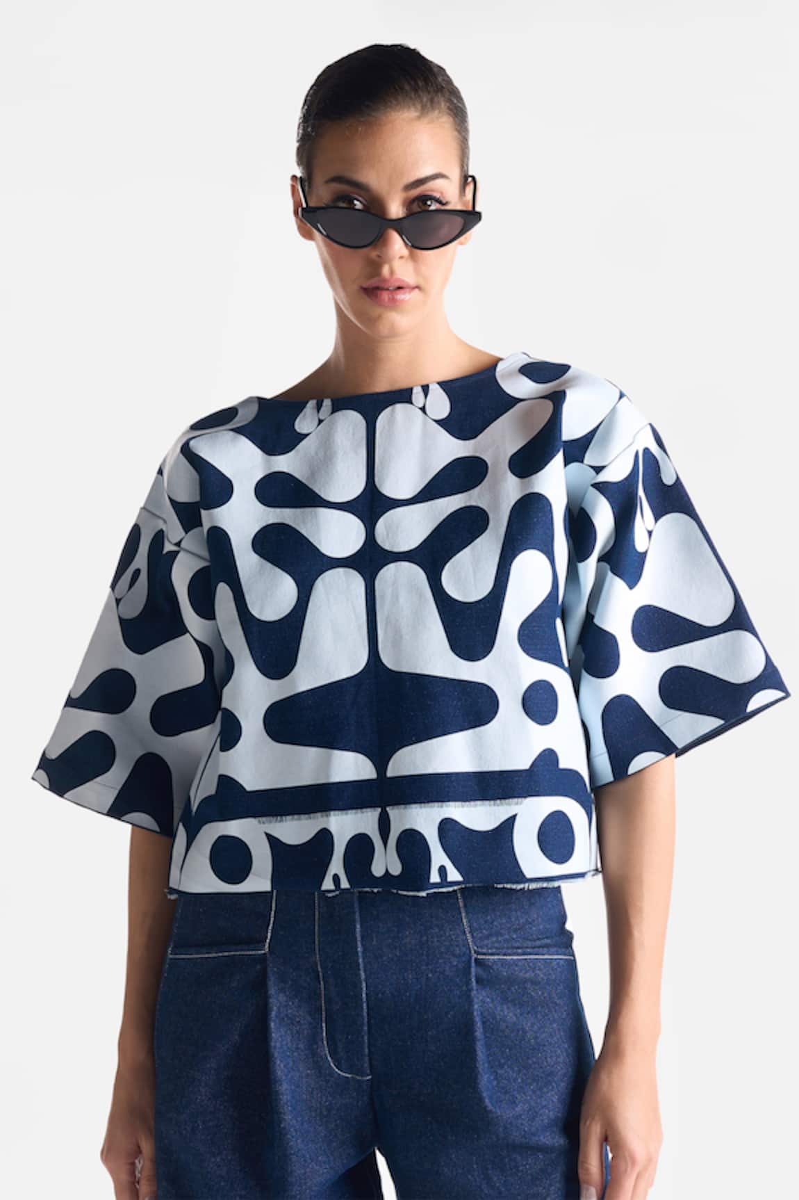 Ekastories Denim Blanc Abstract Print Top