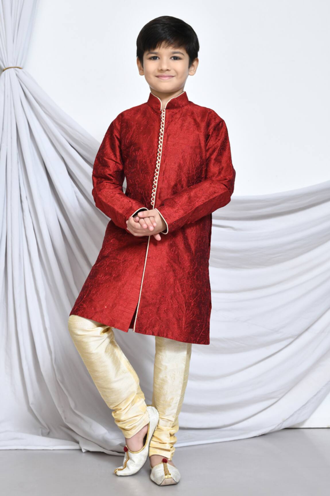 Samyukta Singhania Gardenia Embroidered Kurta With Churidar 