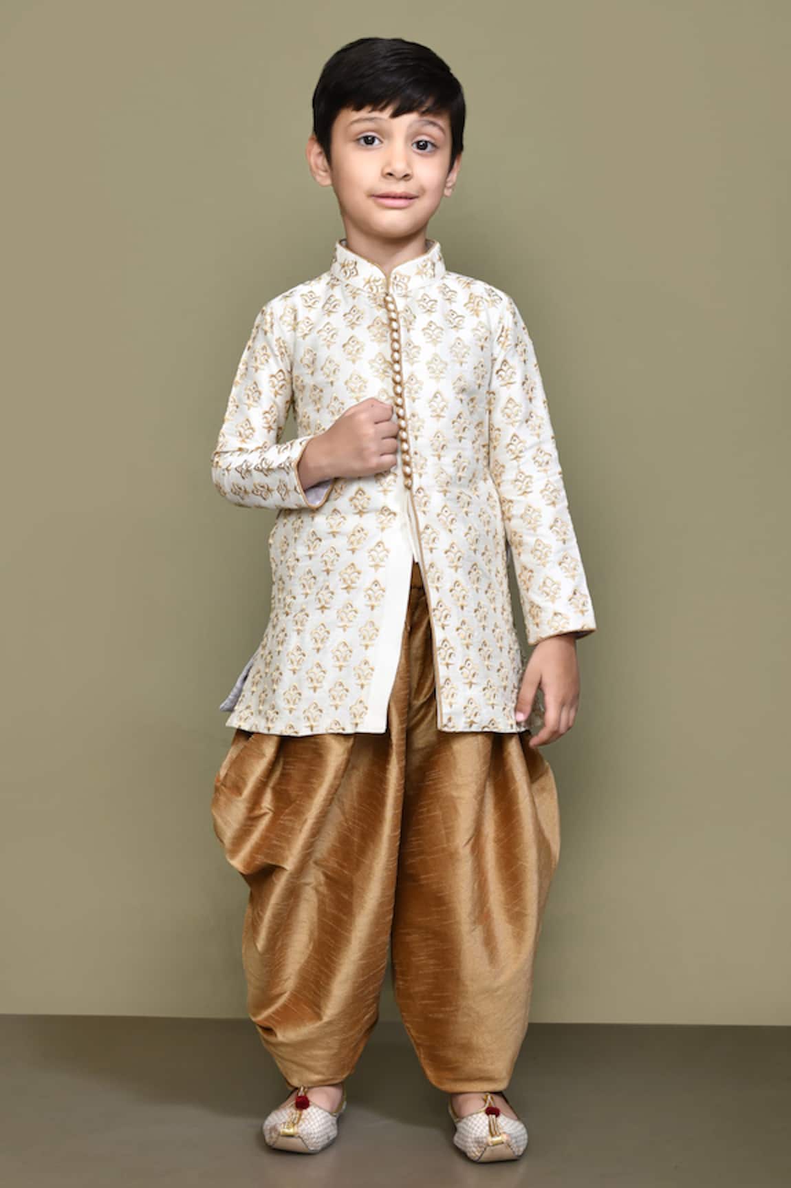 Samyukta Singhania Fleur Motif Embroidered Kurta With Patiala Pant 