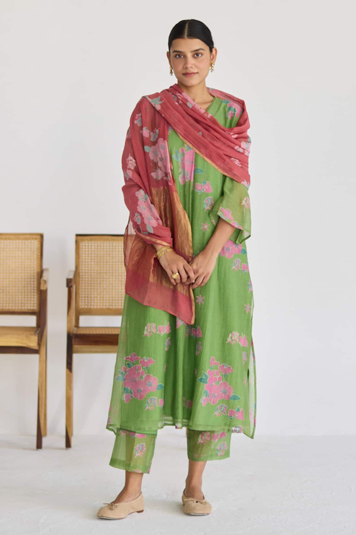 Juanita by Shubhda Ruhi Spring Blossom Print Kurta Set