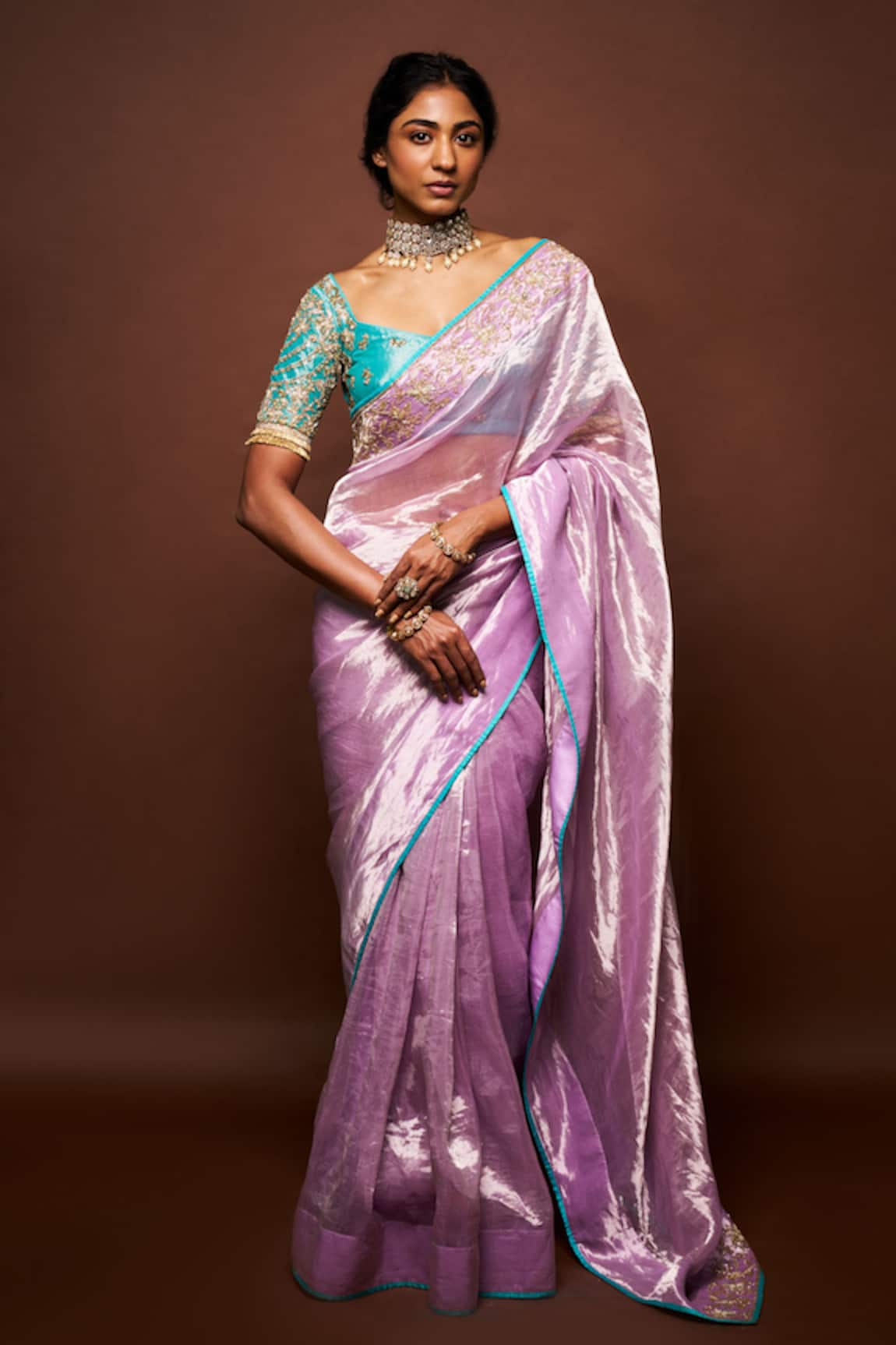 ISSA STUDIO BY CHETANA & SWATHI Varaali Contrast Piping Saree With Blouse