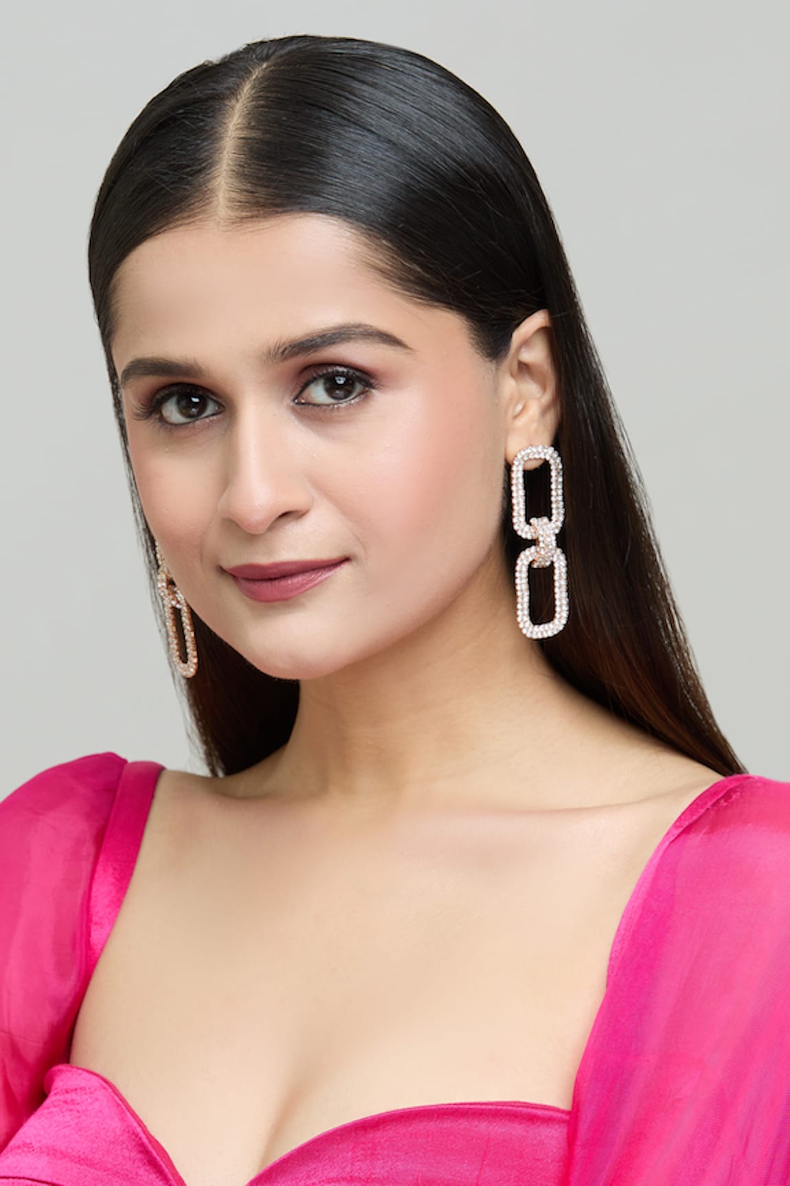 Nayaab by Aleezeh Chain Link Long Earrings