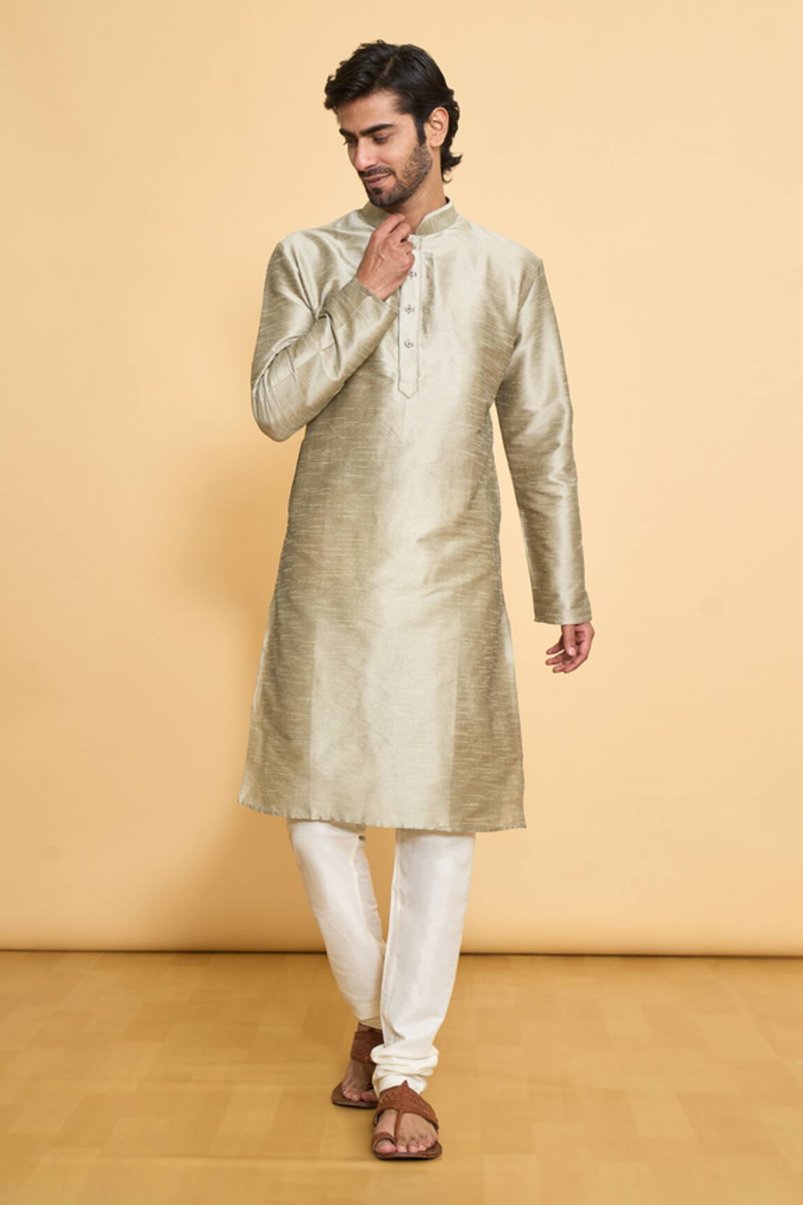 Arihant Rai Sinha Mandarin Collar Solid Kurta & Churidar Set 