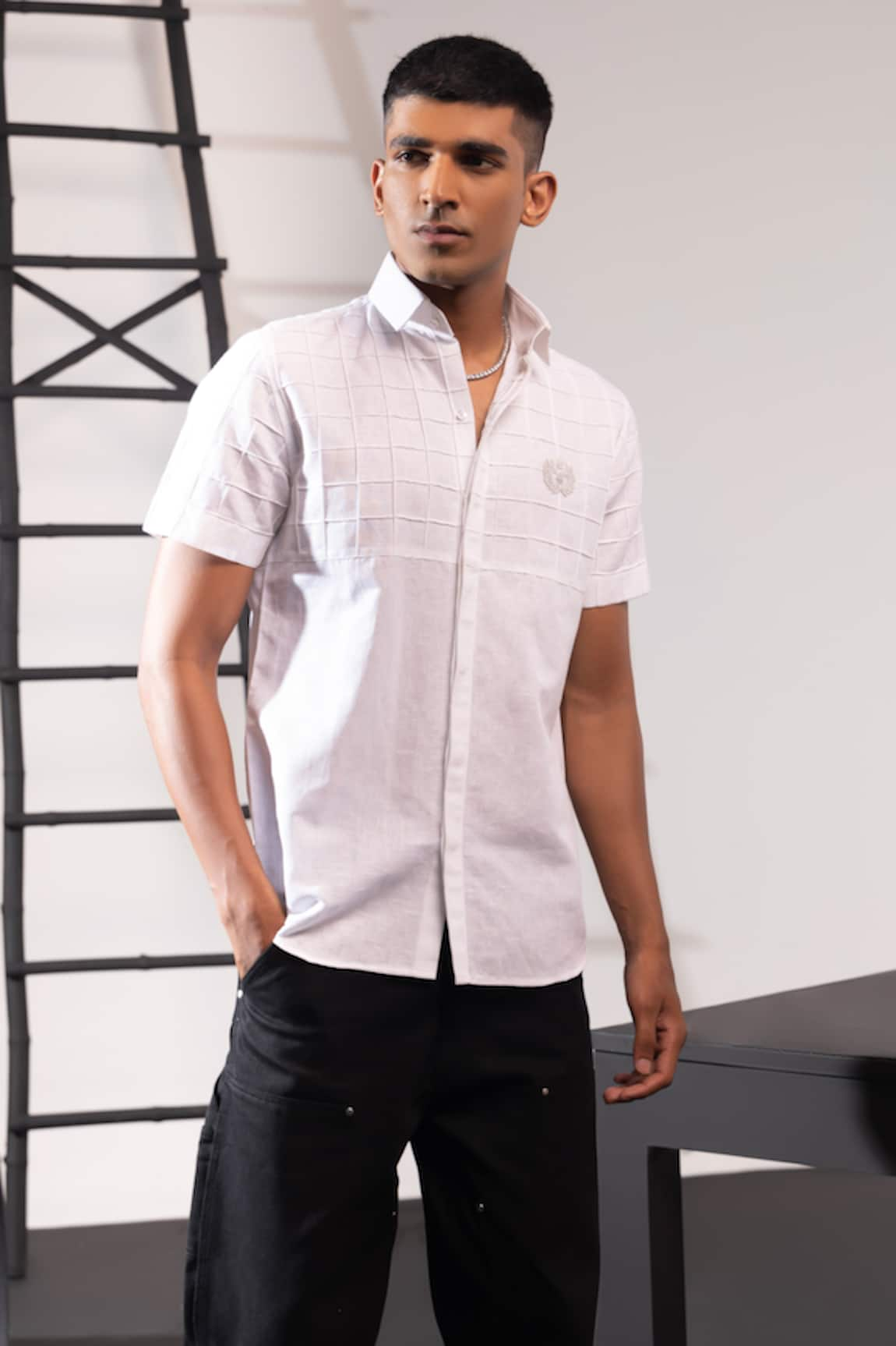 Seven Boxed Linen Crest Shirt