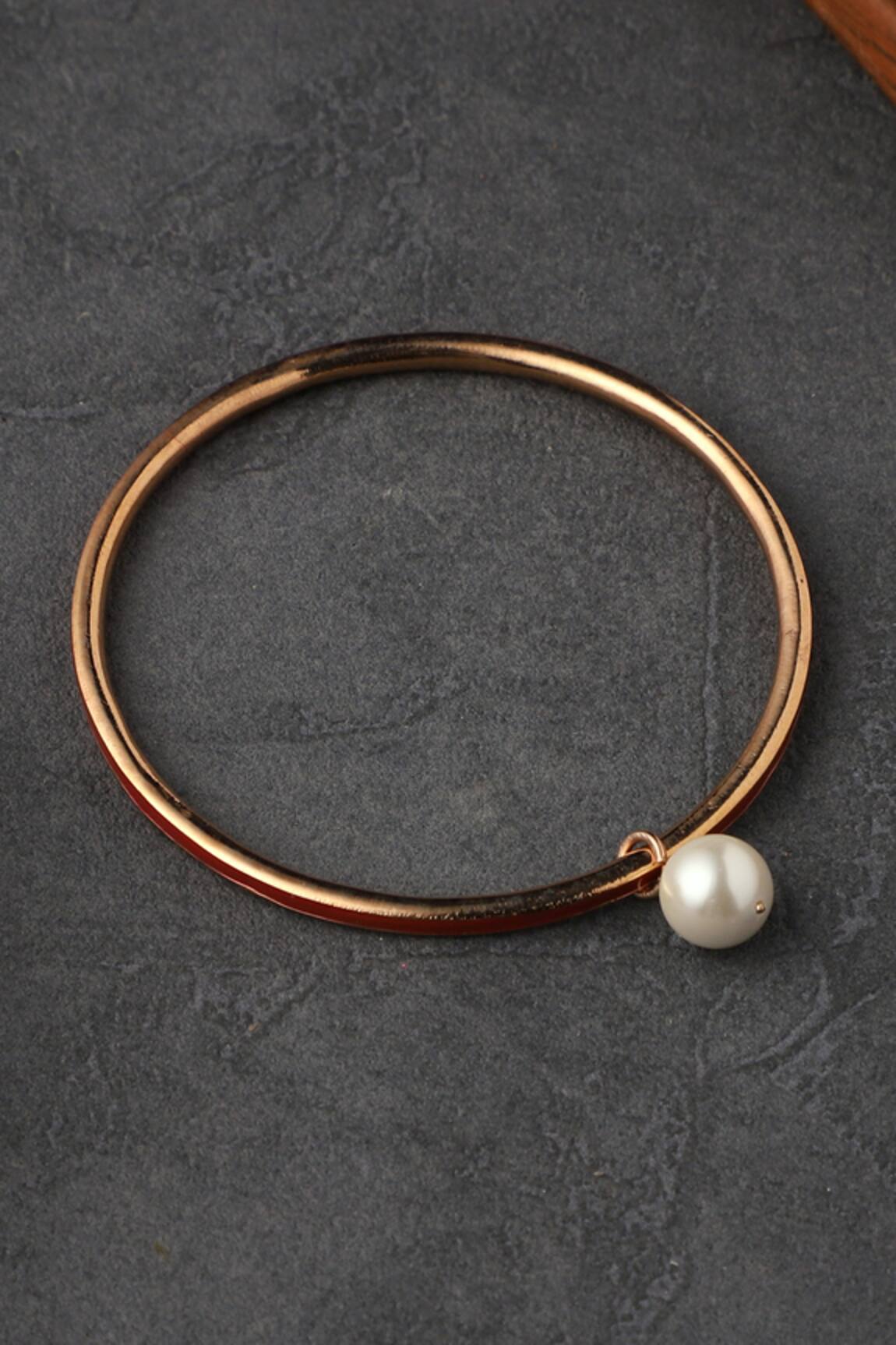 ITRANA Dangling Pearl Bangle