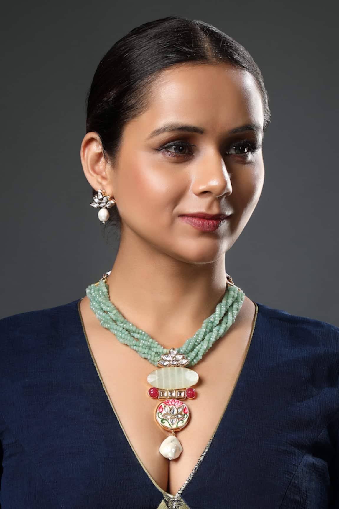 Hrisha Jewels Agate Embellished Choker Necklace Set