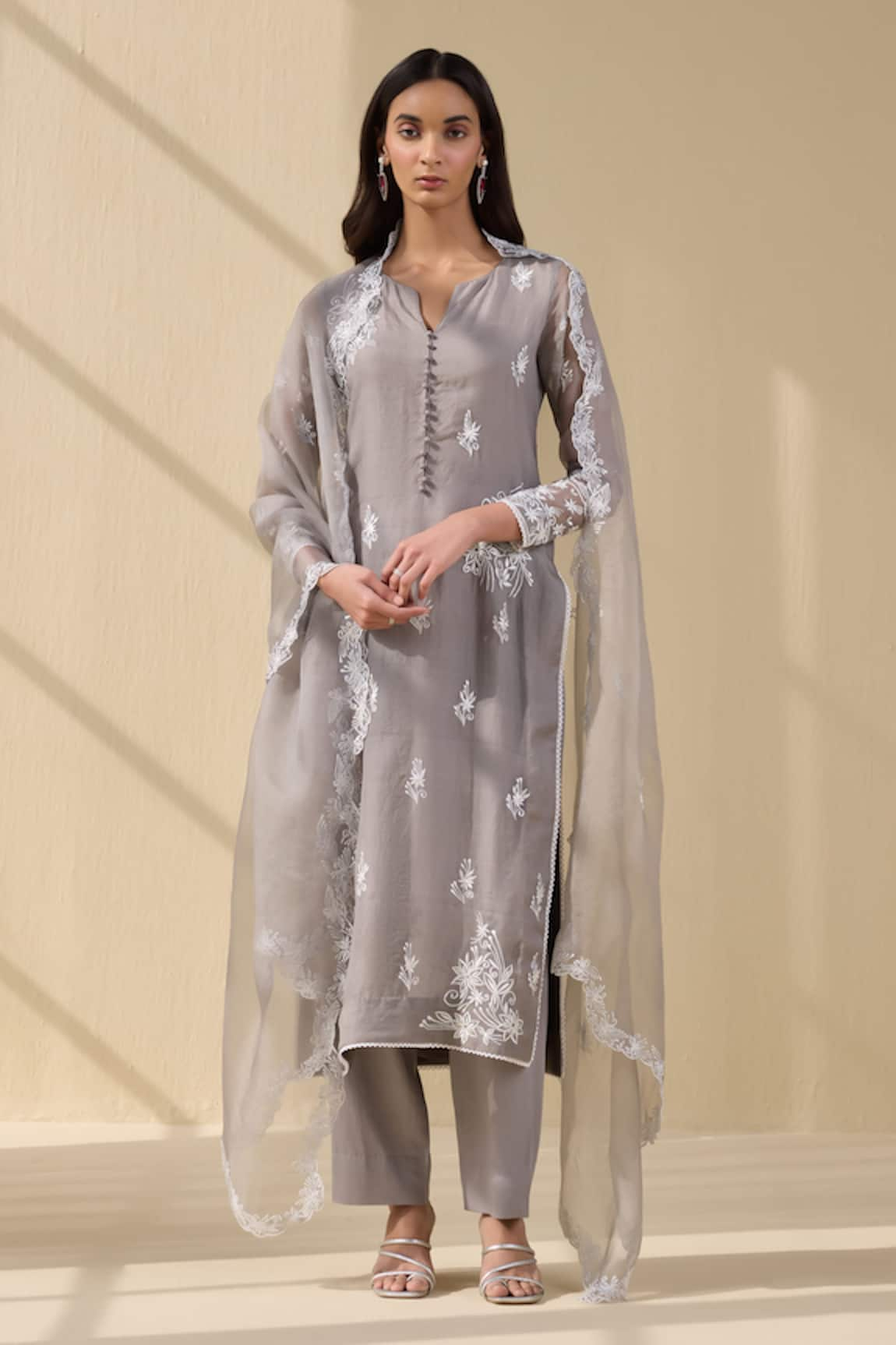 Meesa Fleur Thread Embroidered Kurta Pant Set