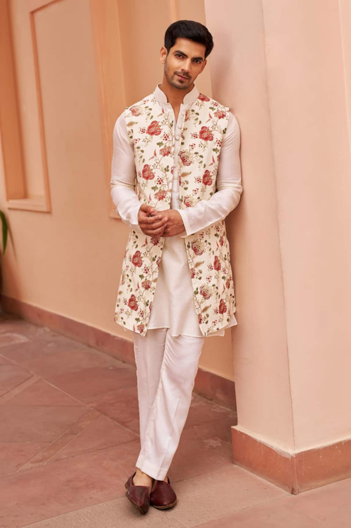 Chhavvi Aggarwal Gardenia Print Longline Bundi Kurta Set