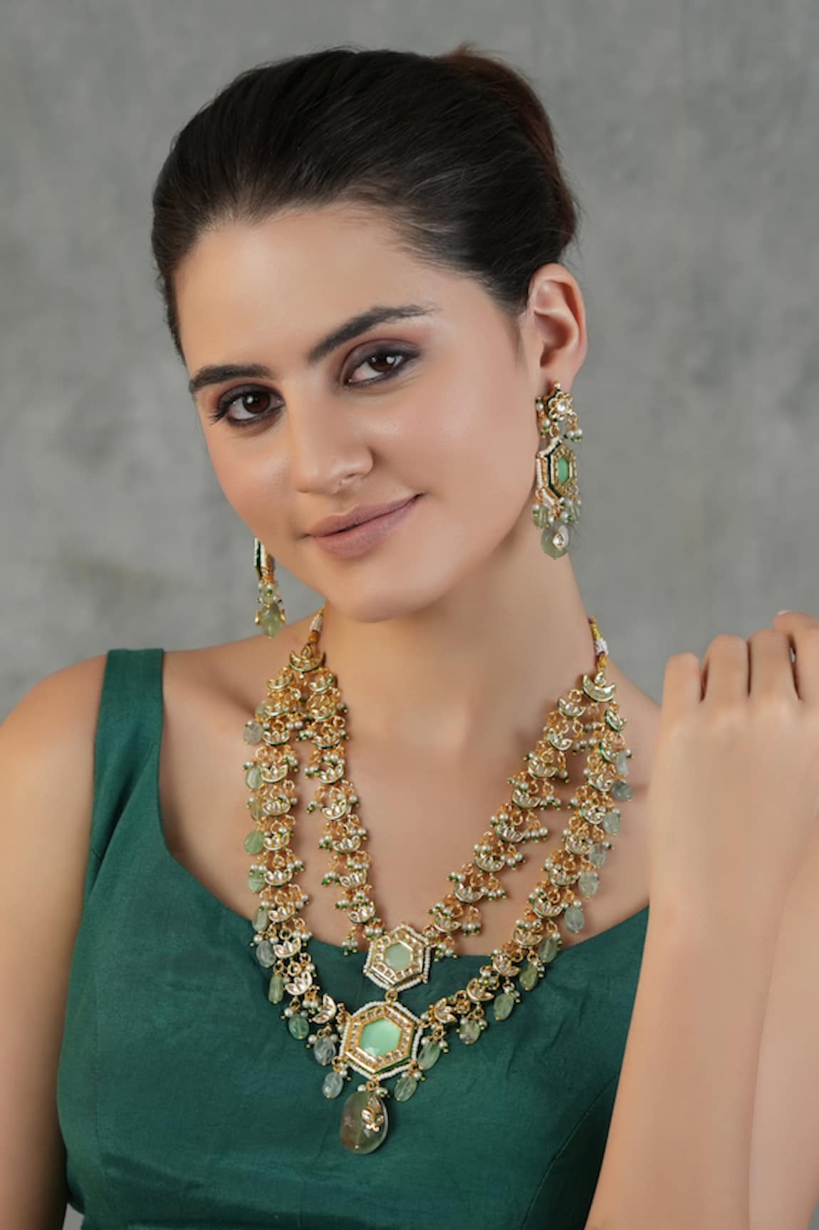 Chhavi's Jewels Jade Embellished Bloom Jewellery Set