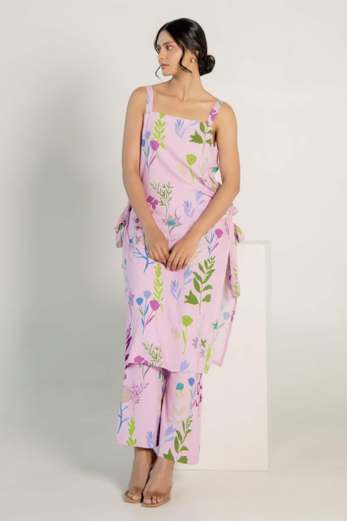 AROOP SHOP INDIA Orchid Floral Print Kurta & Pant Set