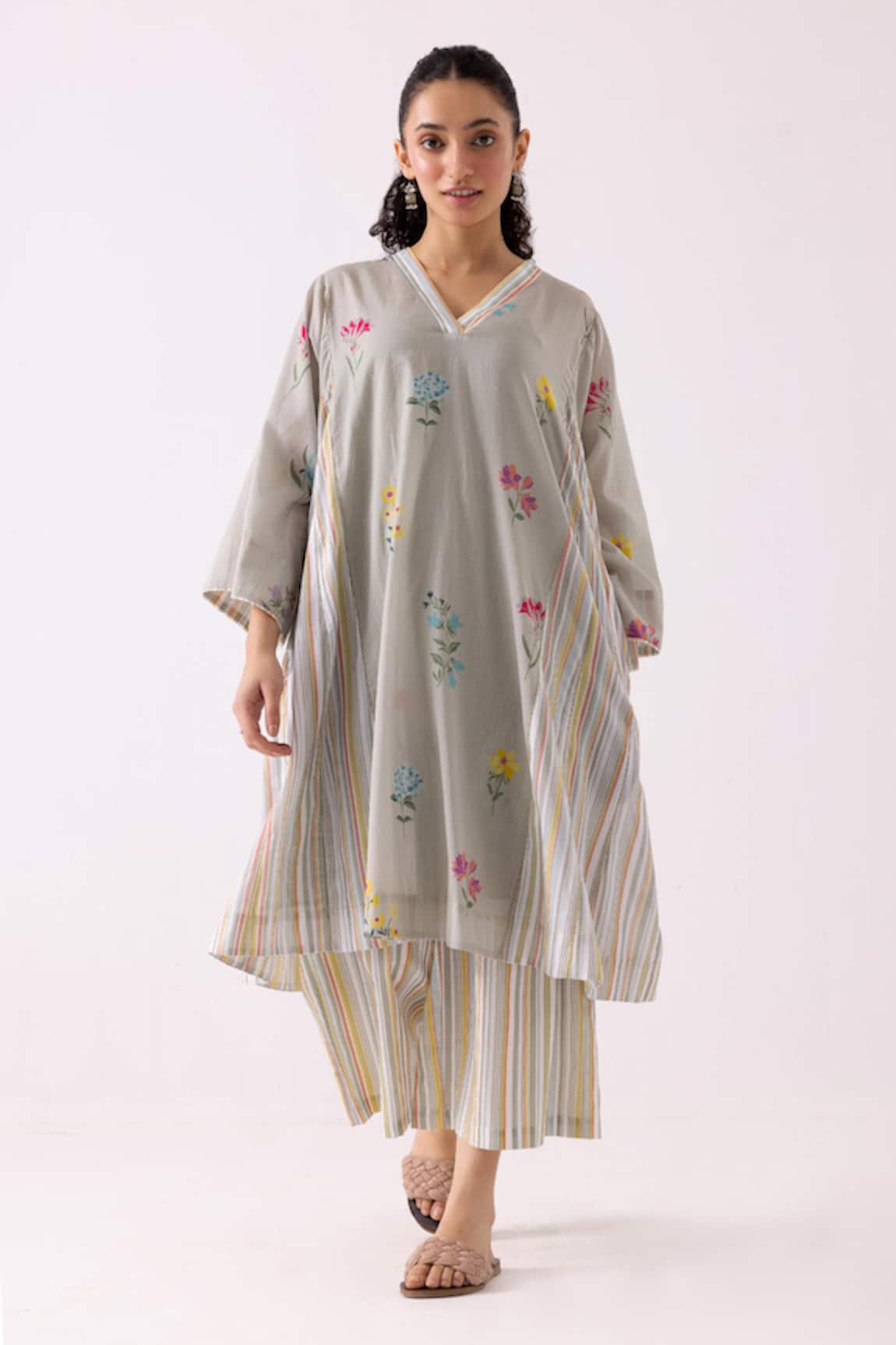 Label Shreya Sharma Floral & Stripe Print Kurta With Pant