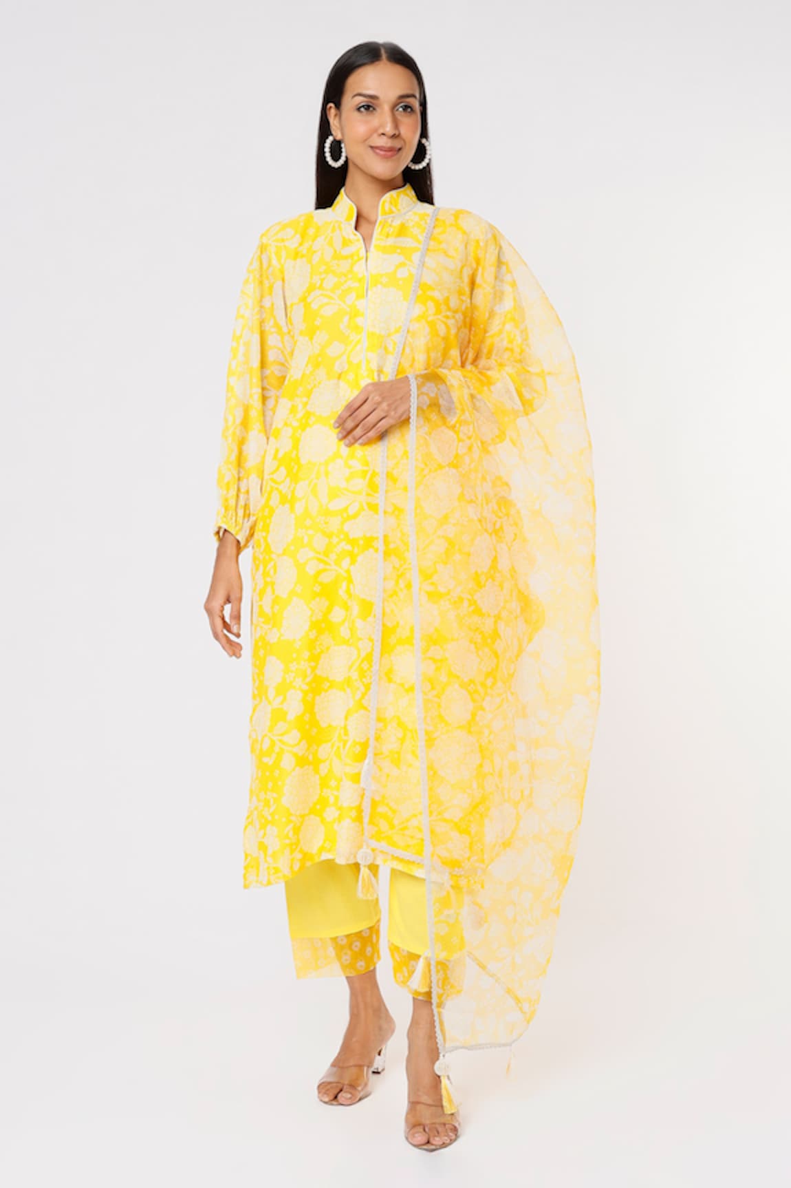 Yuvrani Jaipur Floral Pattern Kurta Set