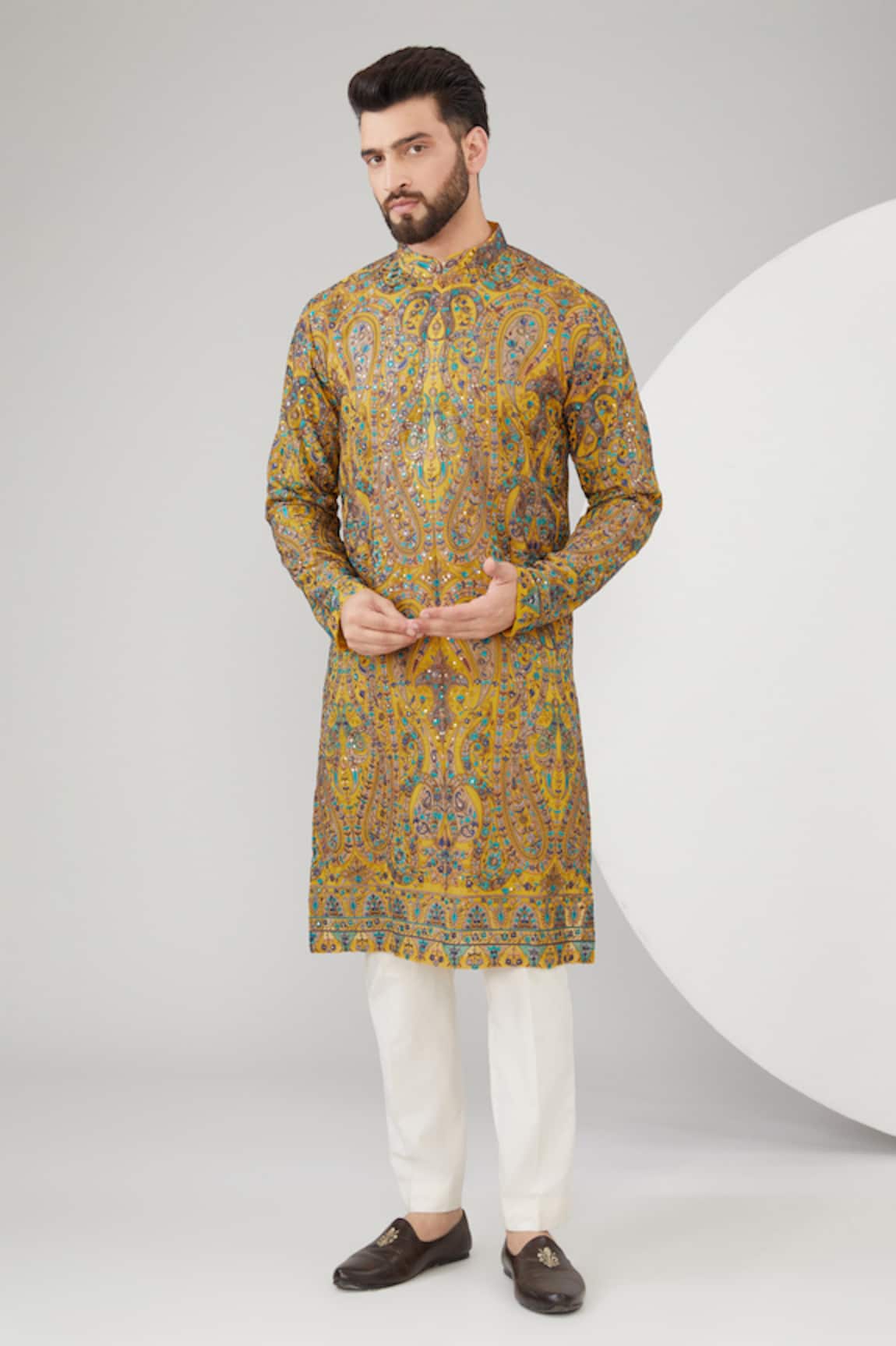 Kasbah Embroidered Kurta Set 