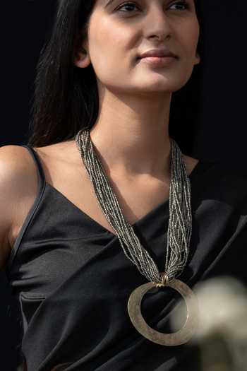 Do Taara Arc Pendant Beaded Boho Necklace 