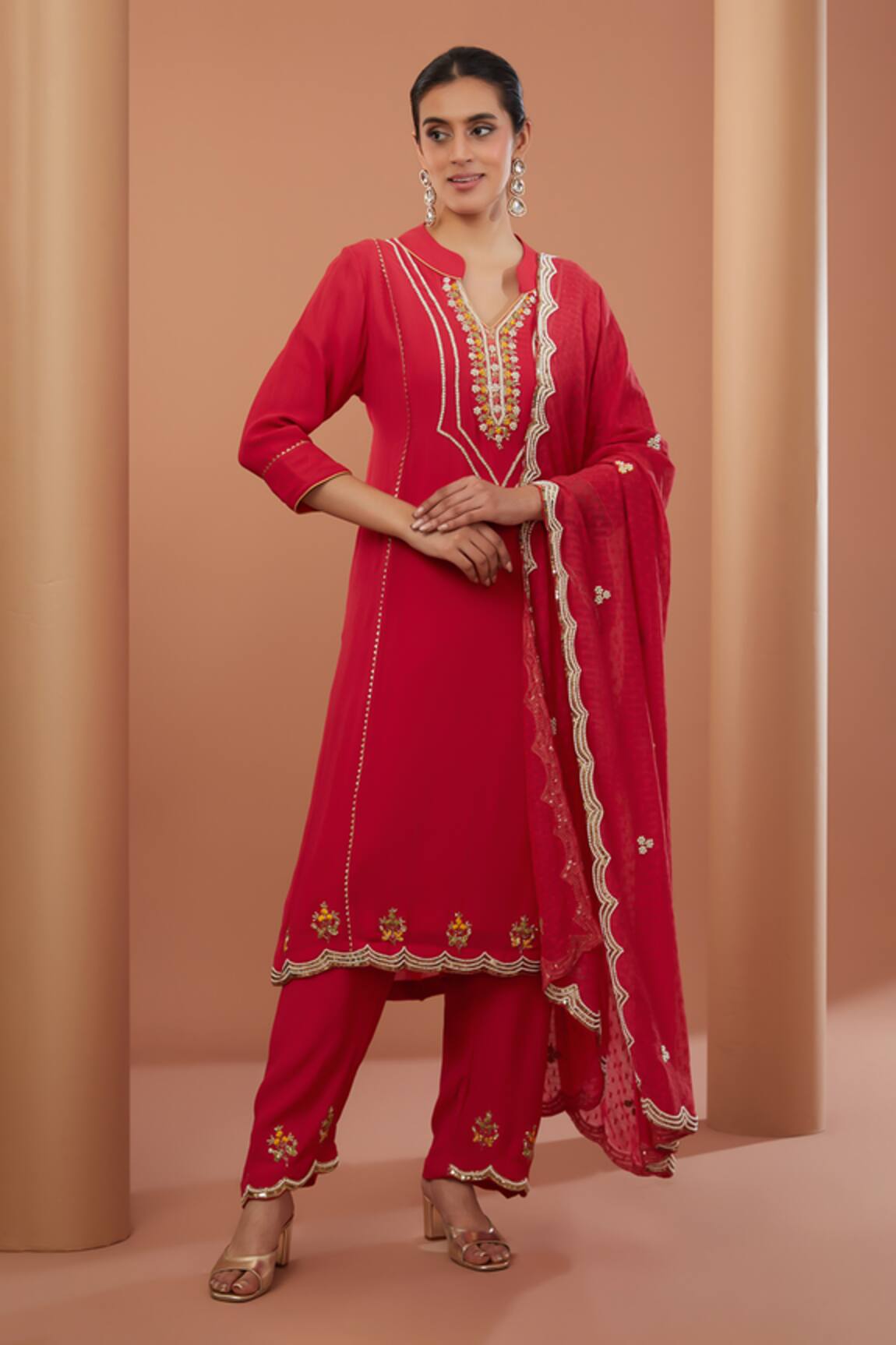 House Of Supriya Floral Hand Embroidered Kurta Set 