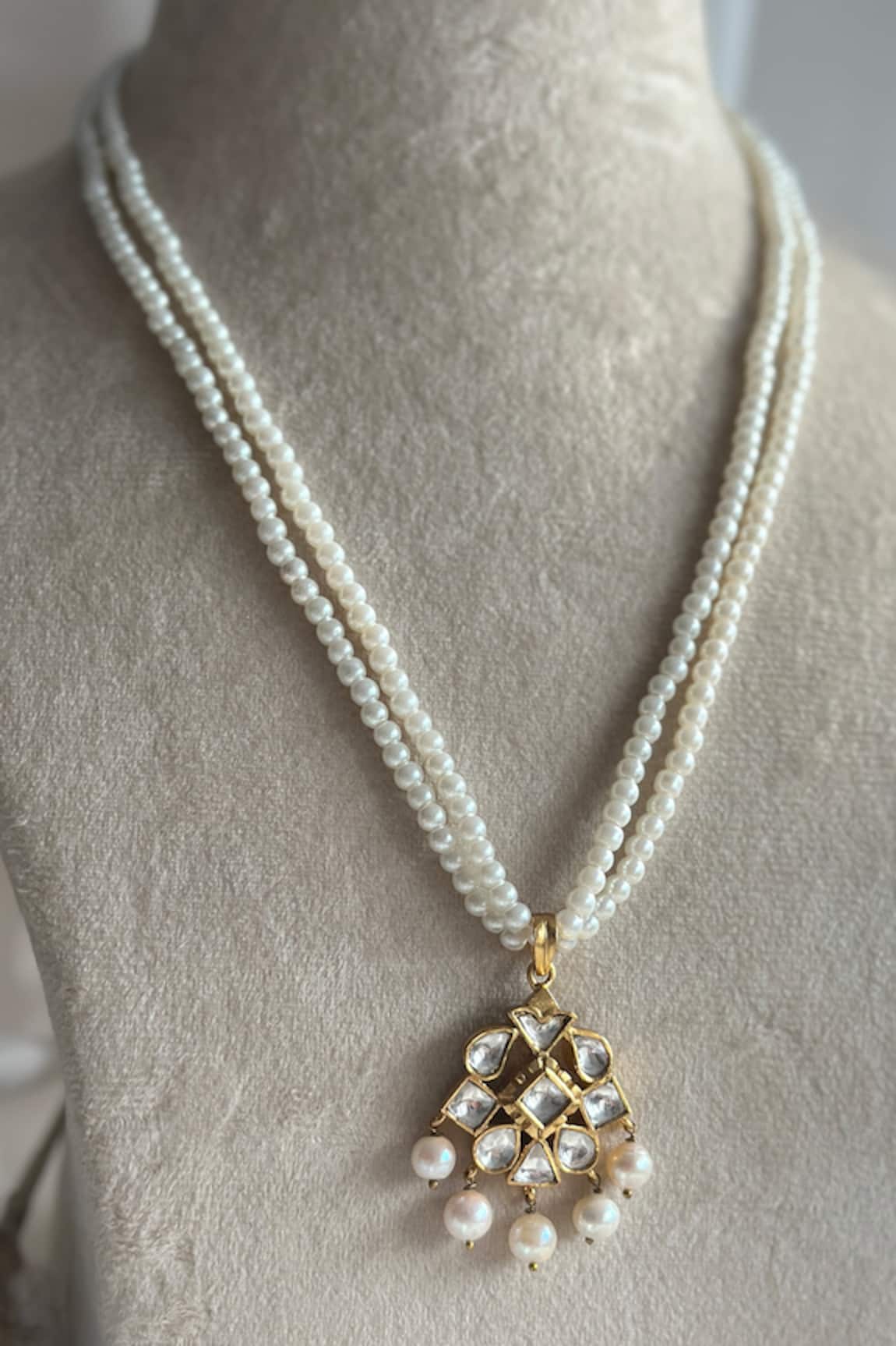 Osvag India Crystal Polki Embellished Pendant Necklace