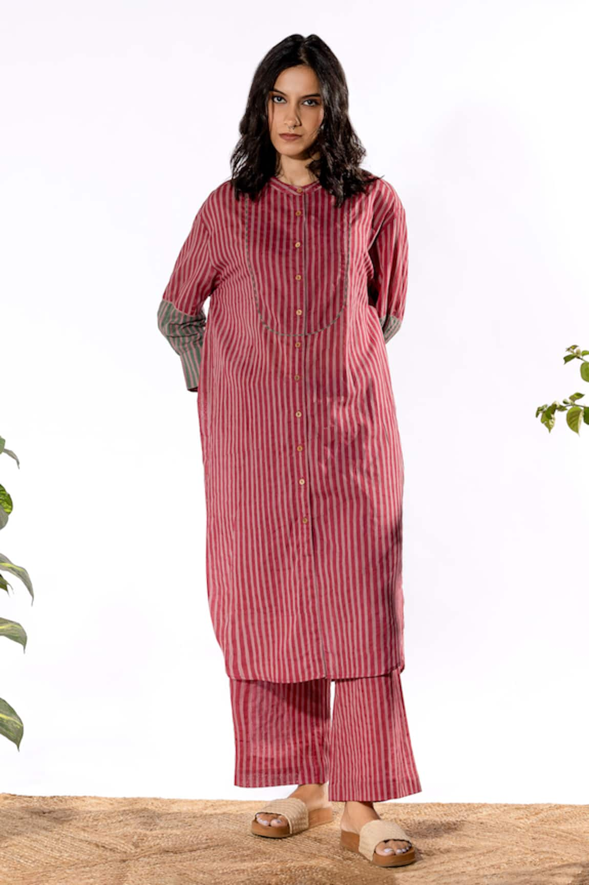 Pants and Pajamas Stripe Print Kurta & Pant Set