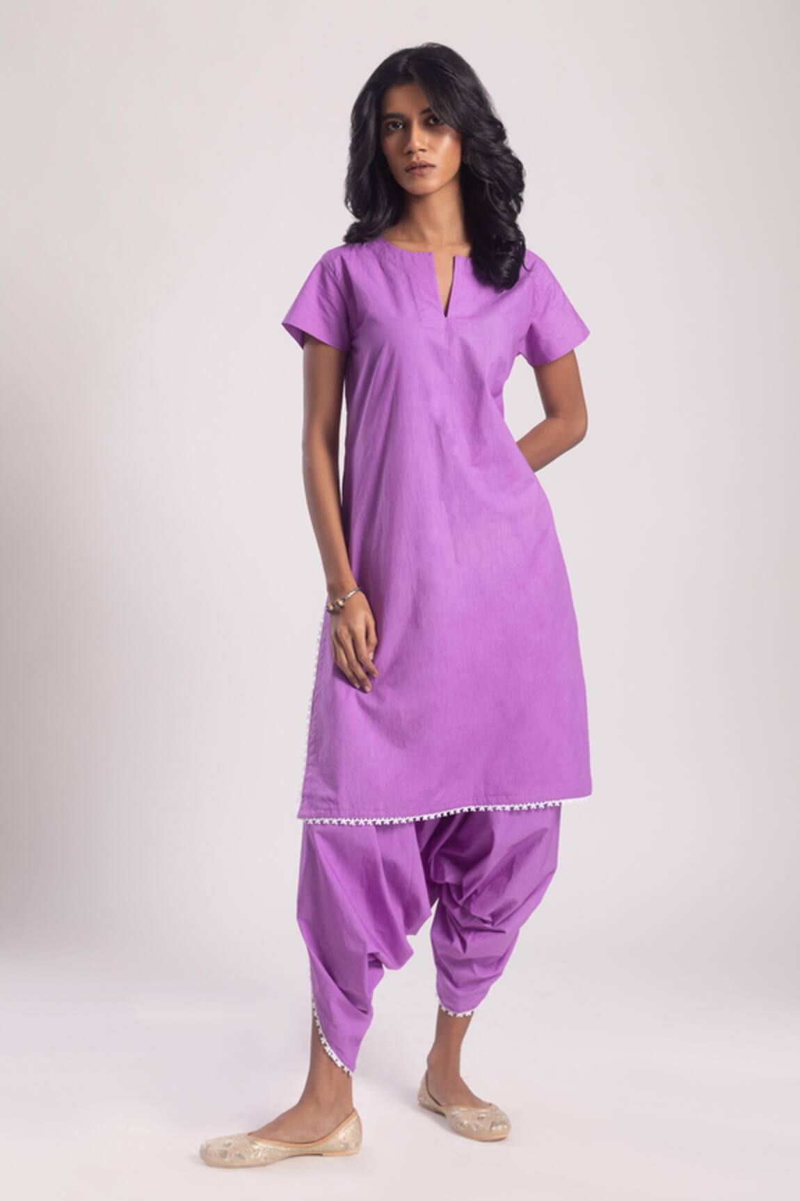 Avaha Reva Lace Bordered Kurta & Dhoti Pant Set