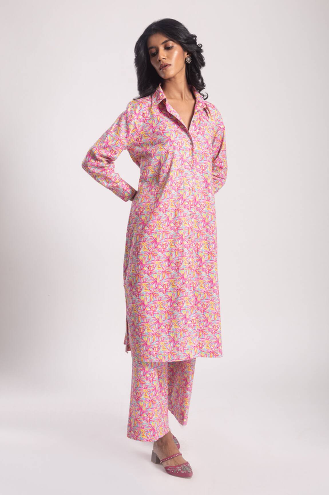 Avaha Saha Floral Printed Jacket Kurta