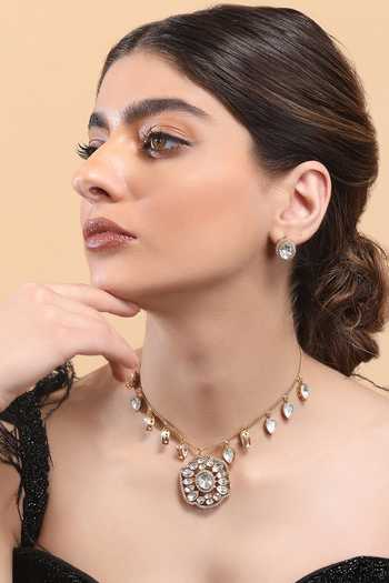 Auraa Trends Geometric Carved Pendant Necklace Set 
