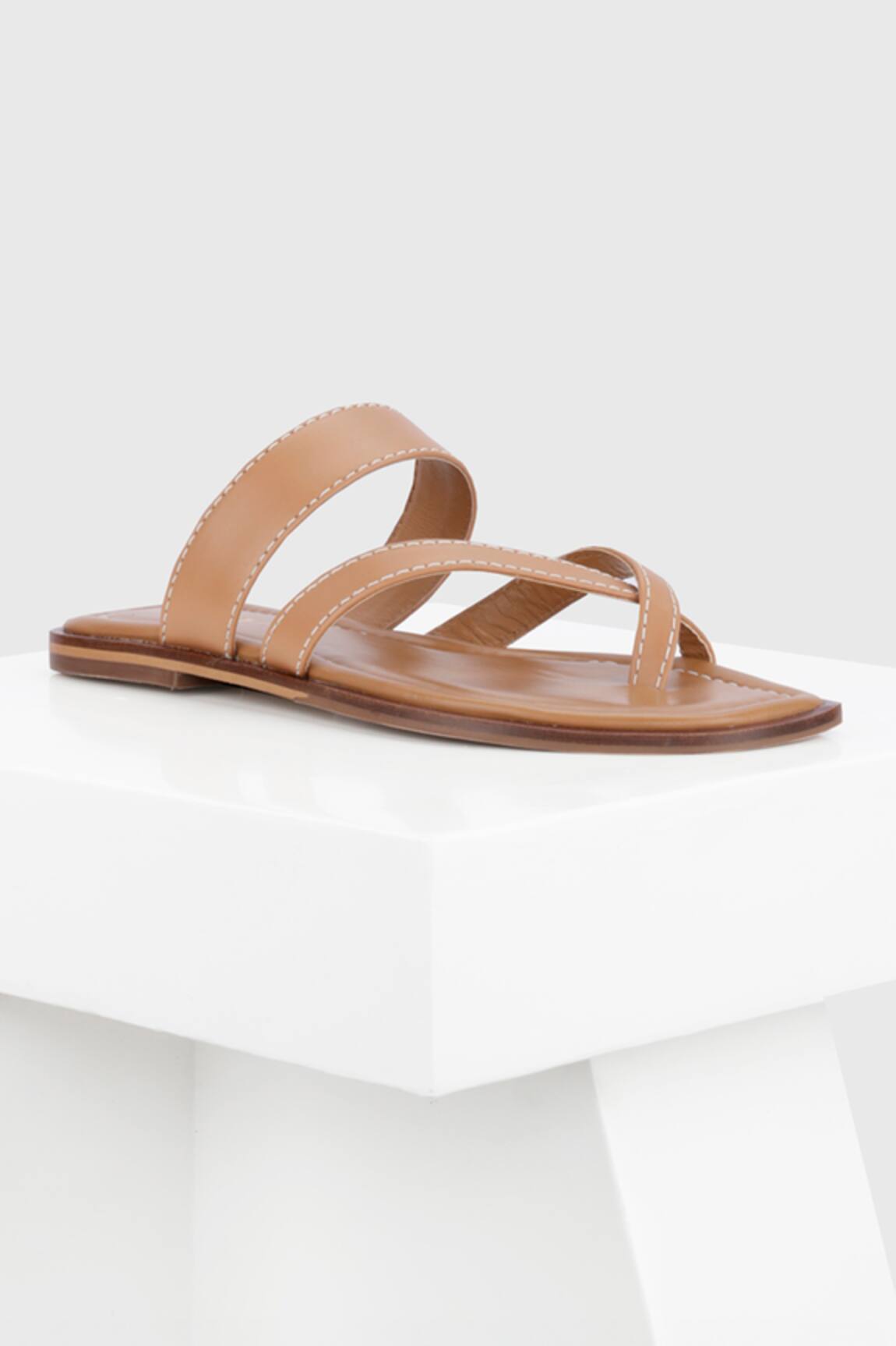 Oroh Perugia Cross Strap Flats