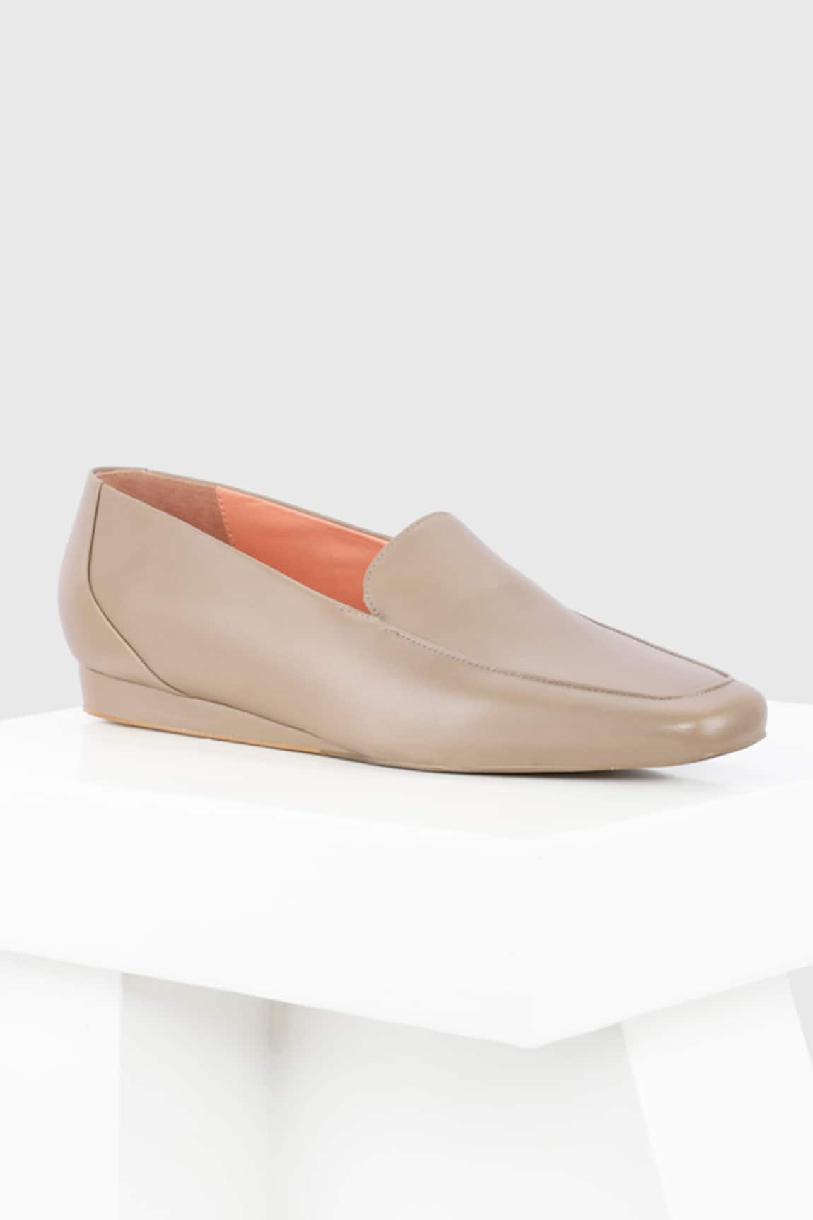 OROH Lecce Plain Leather Loafers