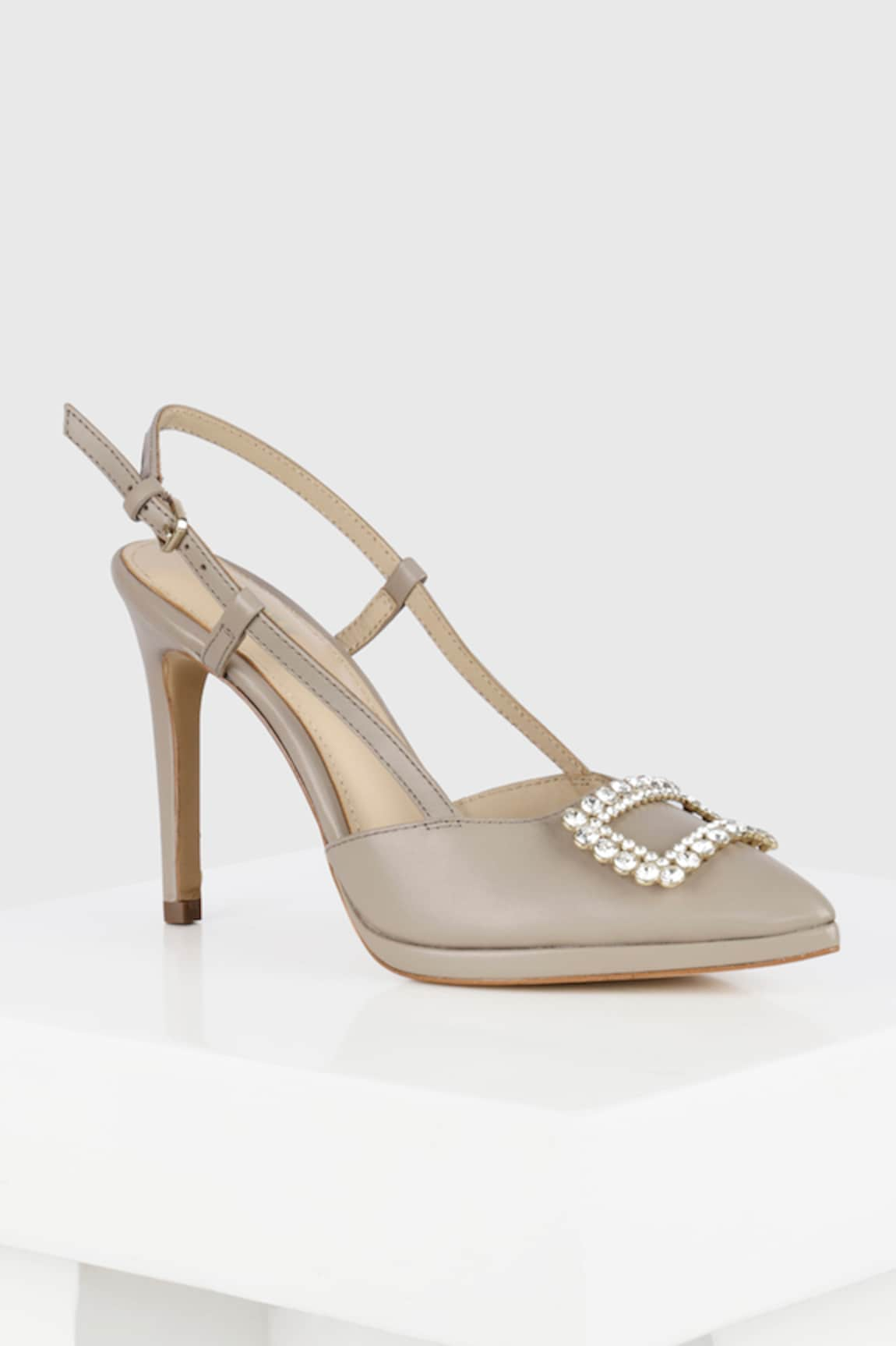 OROH Jasper Stone Embellished Brooch Pumps