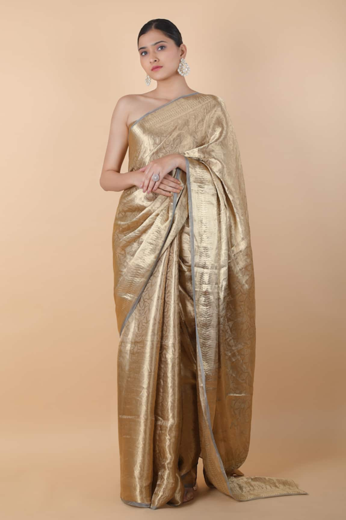 Akaaro Silk Metallic Saree