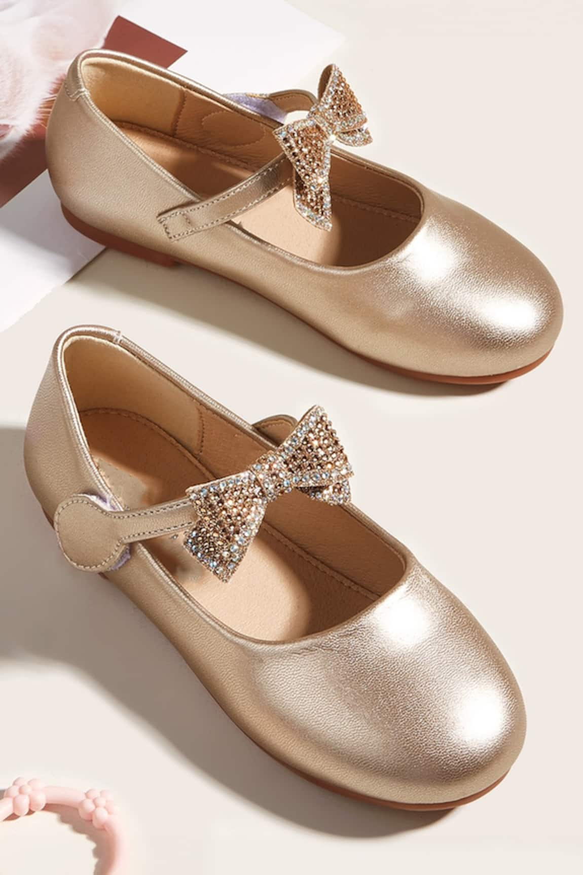 Ninobello Bow Stud Embellished Bellies