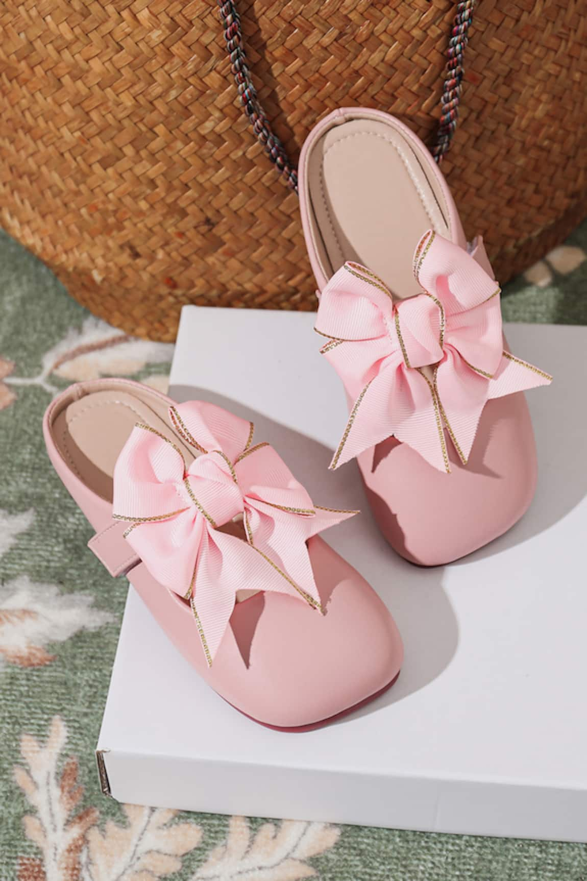 Ninobello Fancy Bow Embellished Mules