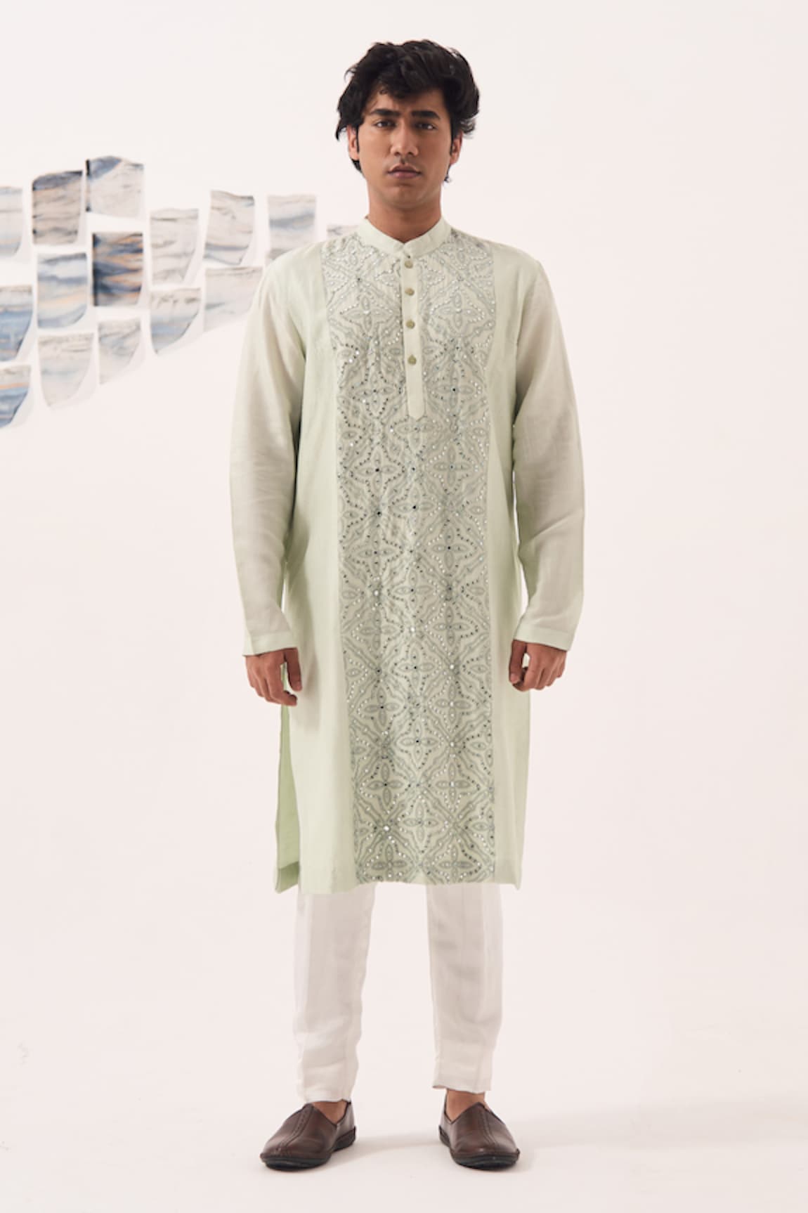 Detales Mirror Embellished Kurta With Pant