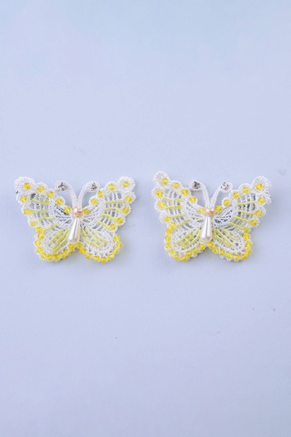 Choko Butterfly Embellished 2 Pcs Hair Clips