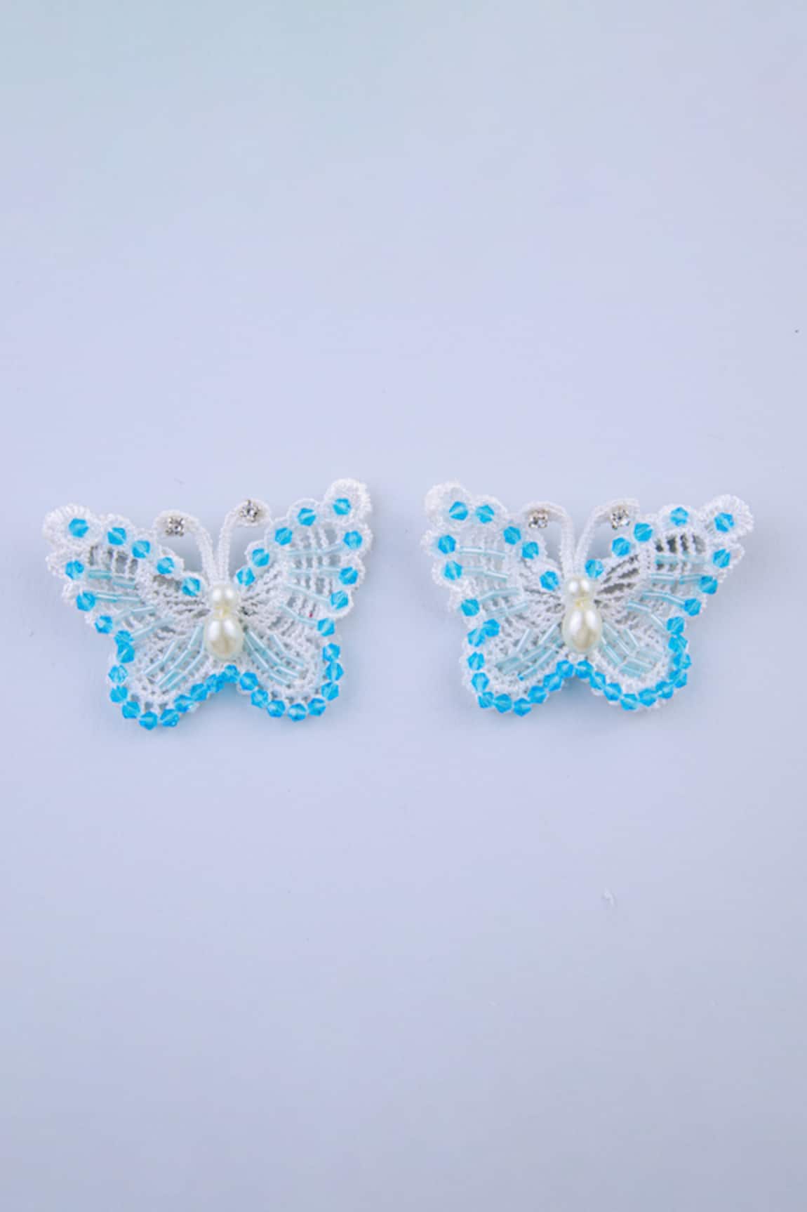 Choko Butterfly Ornamented 2 Pcs Hair Clips