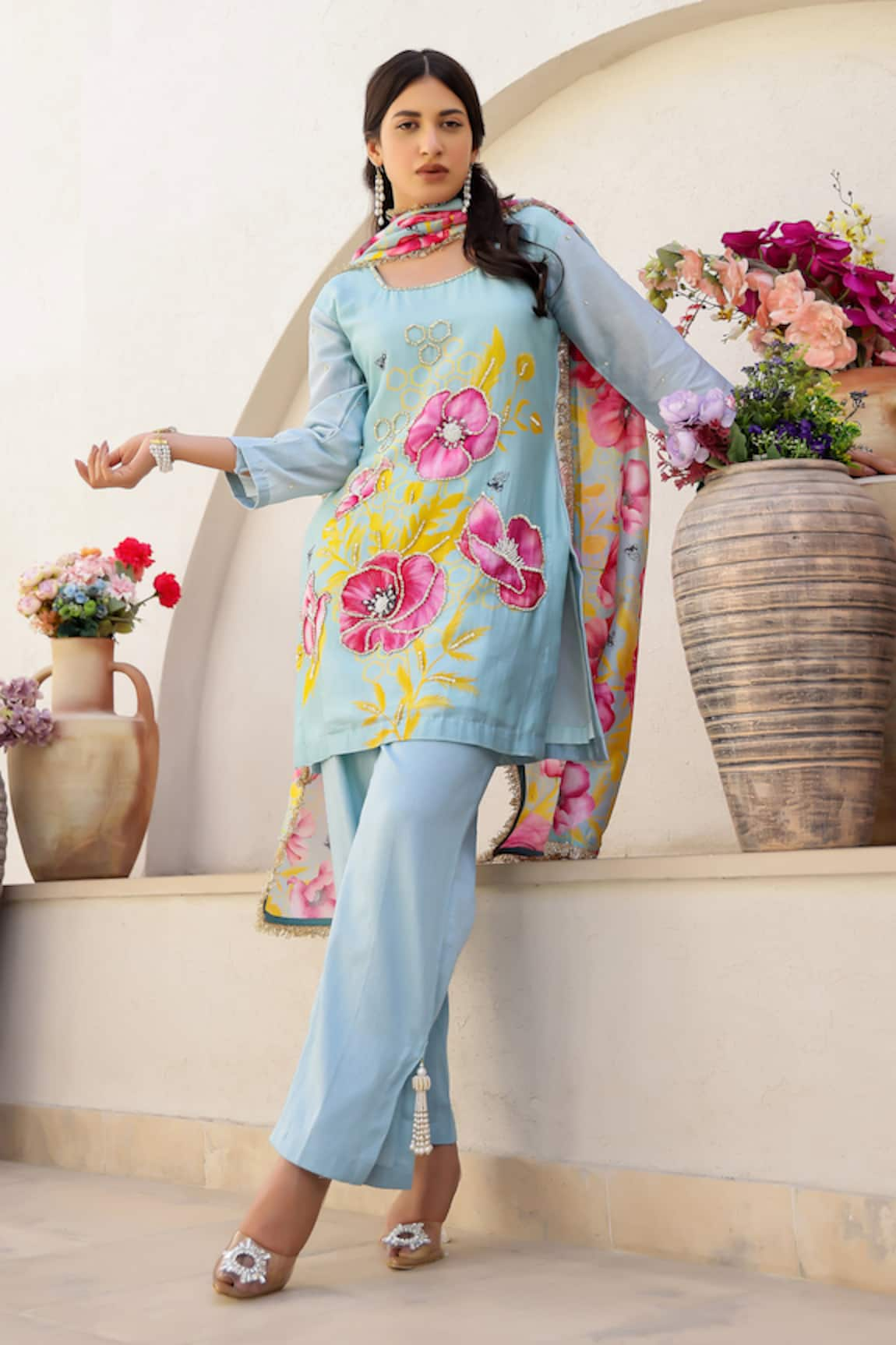 Chrkha Floral Honeycomb Print Embroidered Kurta Pant Set