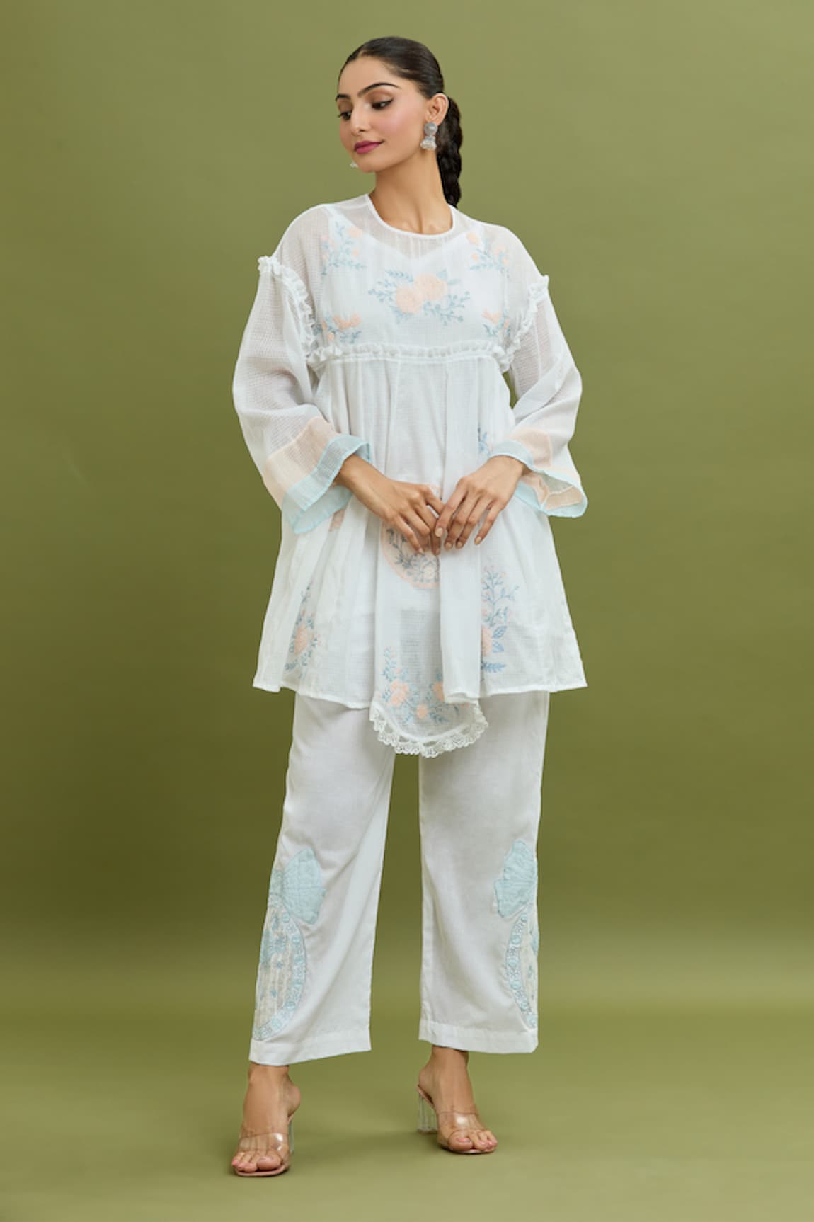 Jyoti Bansal Thread Embroidered Kurta & Pant Set